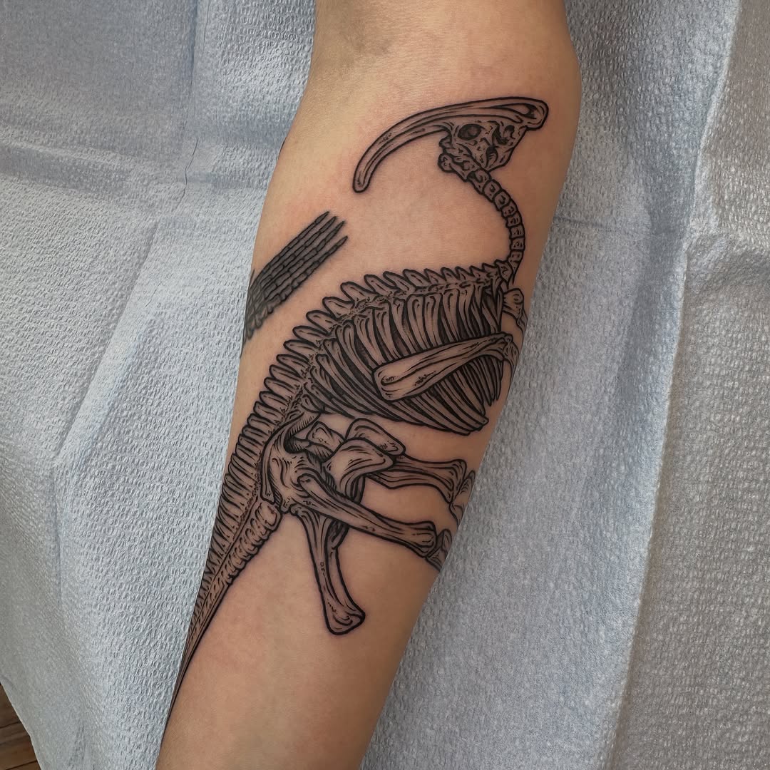 Tattoo by @rosalieocchino — black_and_grey, realism