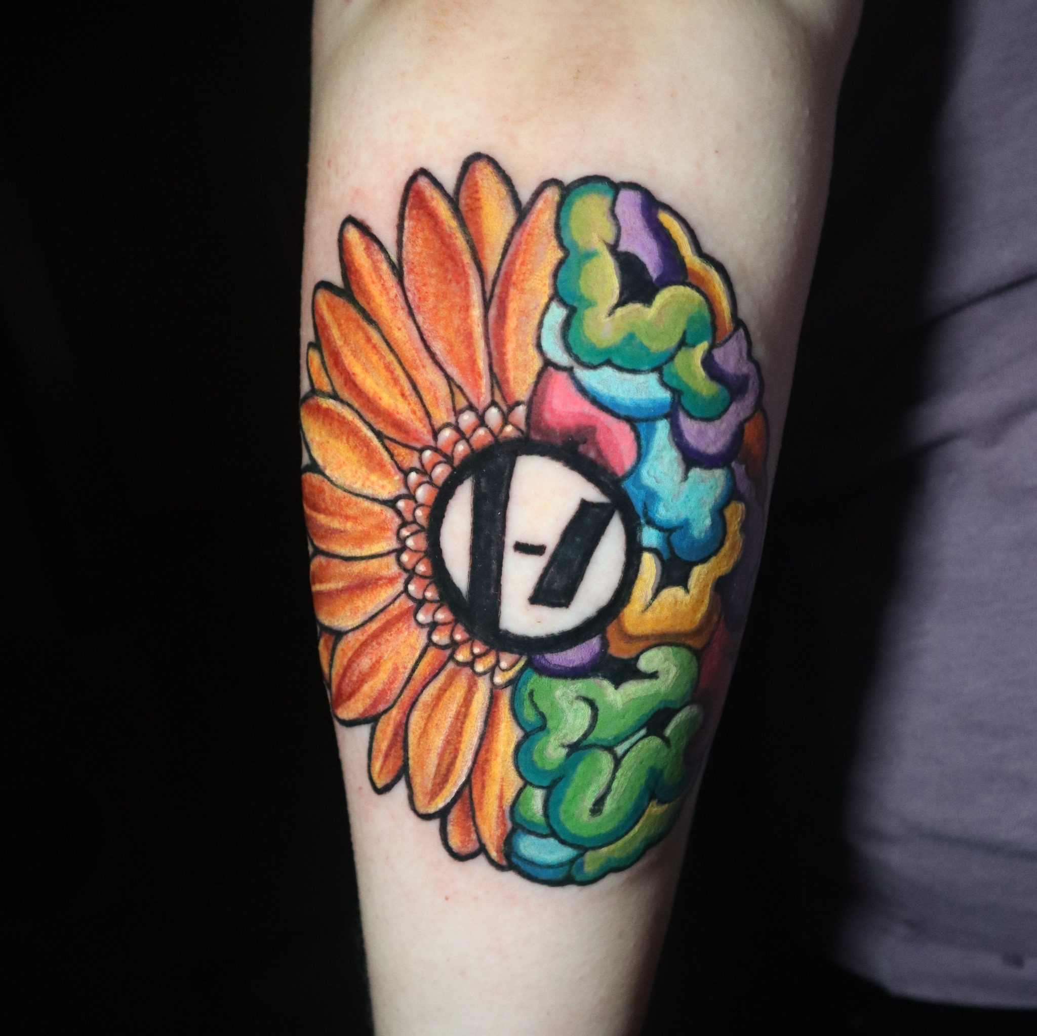 Tattoo by @sunnydtattoos — american_traditional, dotwork