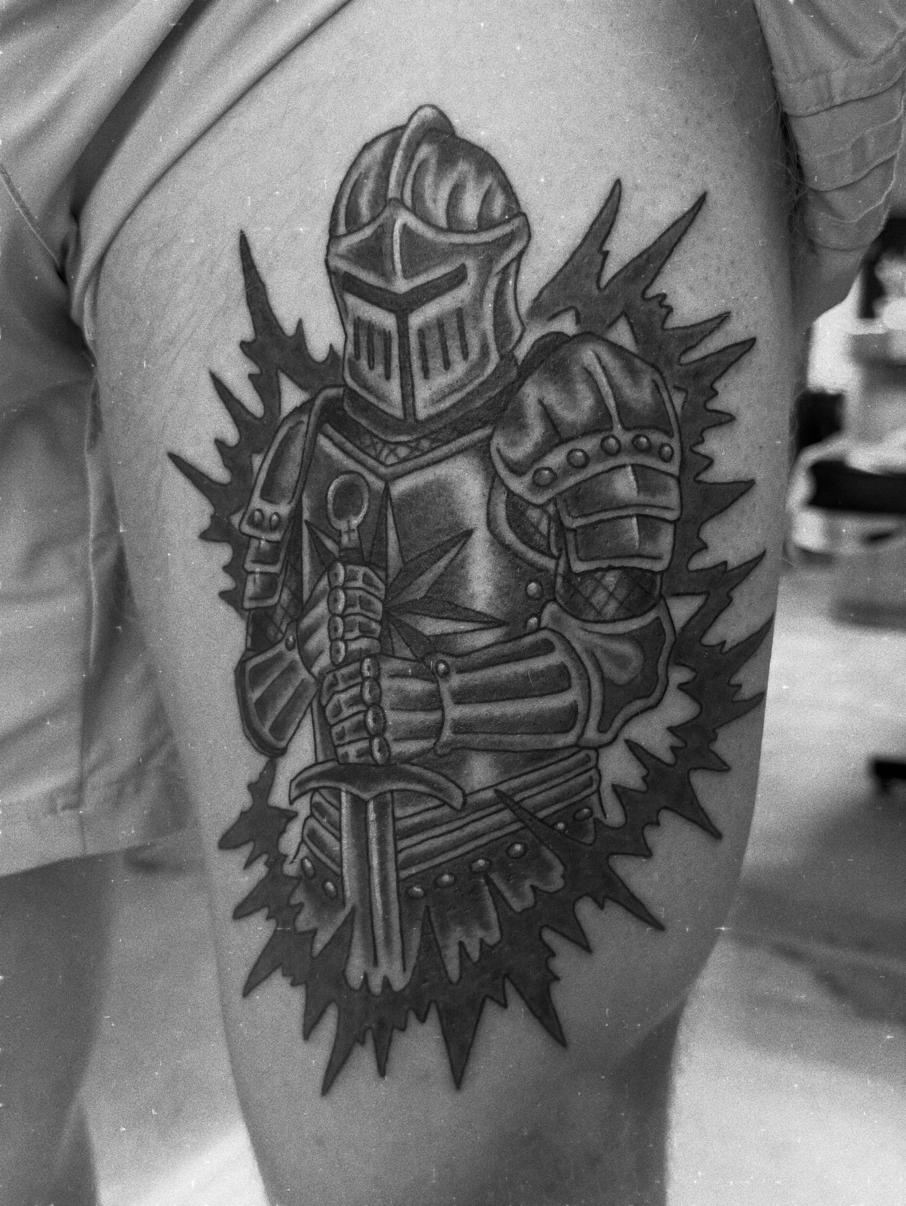 Tattoo by @spencerecoco — black_and_grey