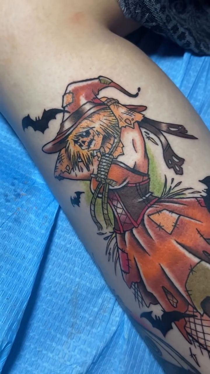 Scarecrow woman sketch tattoo on the upper arm by โ๏ธ ๐๐ฎ๐ฐ๐ธ๐ถ๐ฒ โ๏ธ