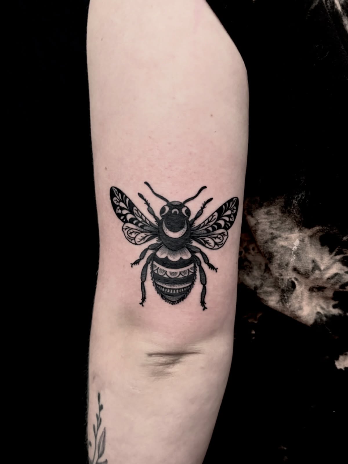 Tattoo by @letmechangemyusernamepleaseomg — black_and_grey