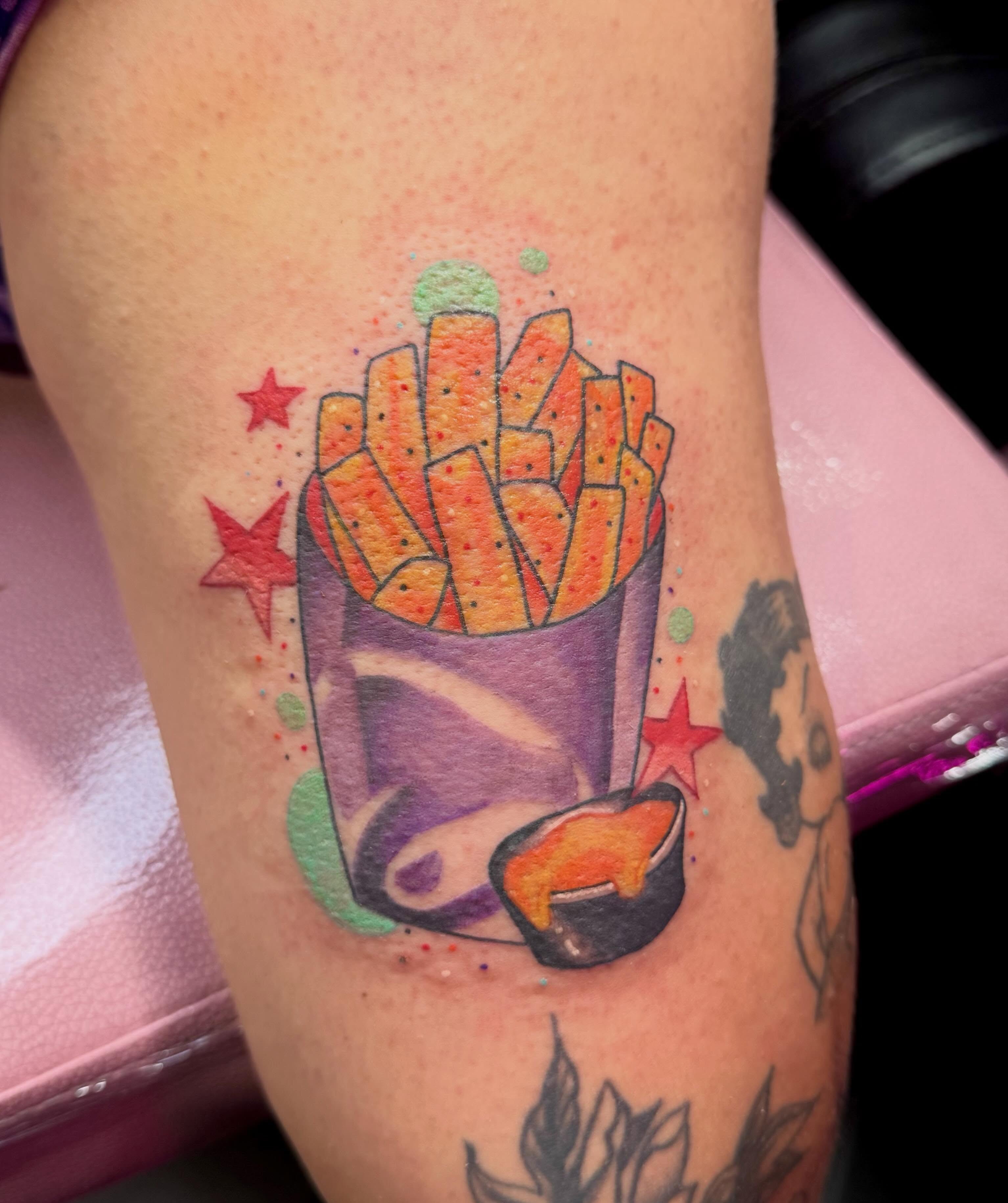 French fries dotwork tattoo on the thigh by Kalina Lynn