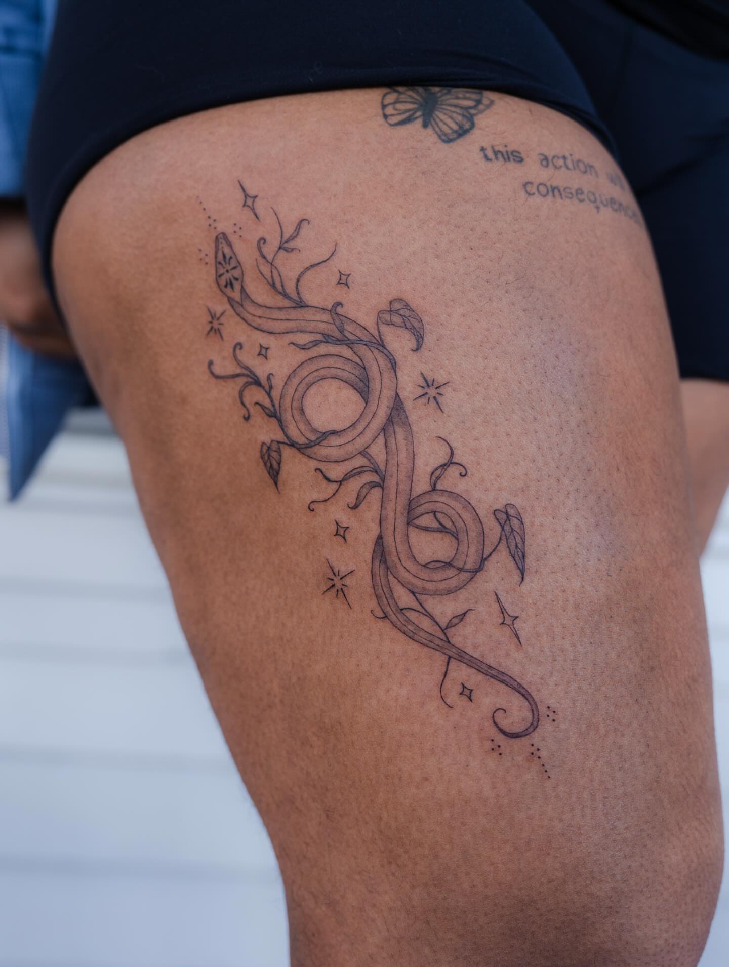 Treble clef black and grey tattoo on the thigh by ༻❁༺ ⟡ 𝑳𝒊𝒗 𝑪𝒆𝒍𝒆𝒔𝒕𝒆 ⟡ ༻❁༺