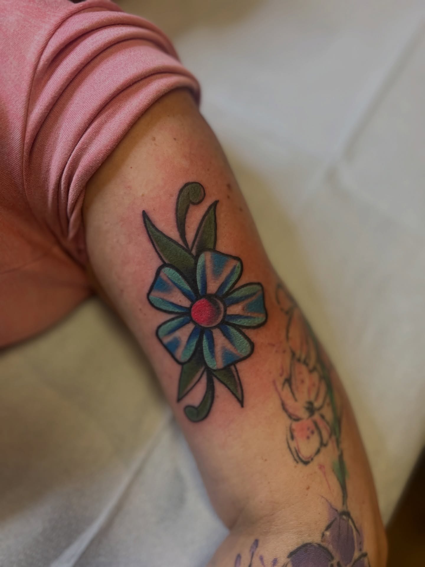 Tattoo by @fizzy_jizzles_wtc — american_traditional