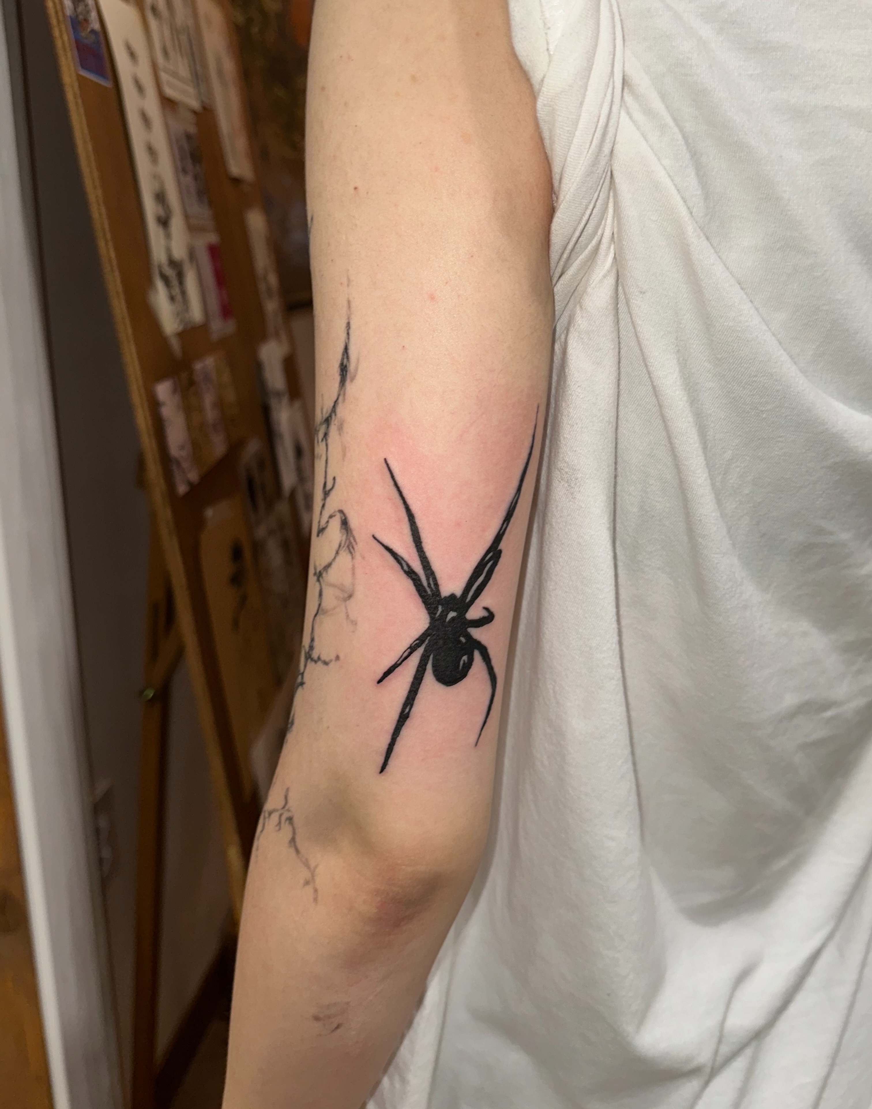 Tattoo by @kiijooya — black_and_grey