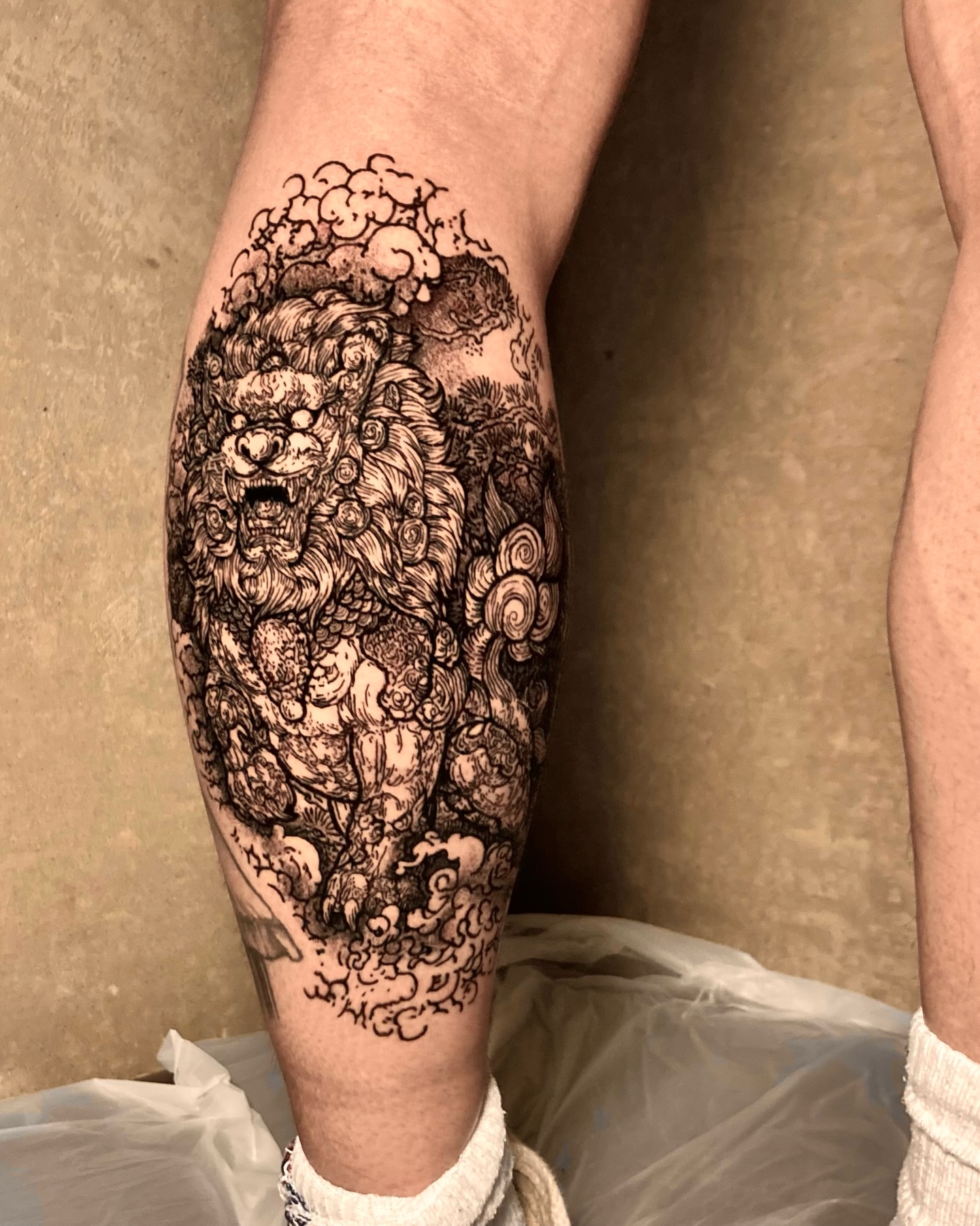 Tattoo by @moom_tattoo — black_and_grey