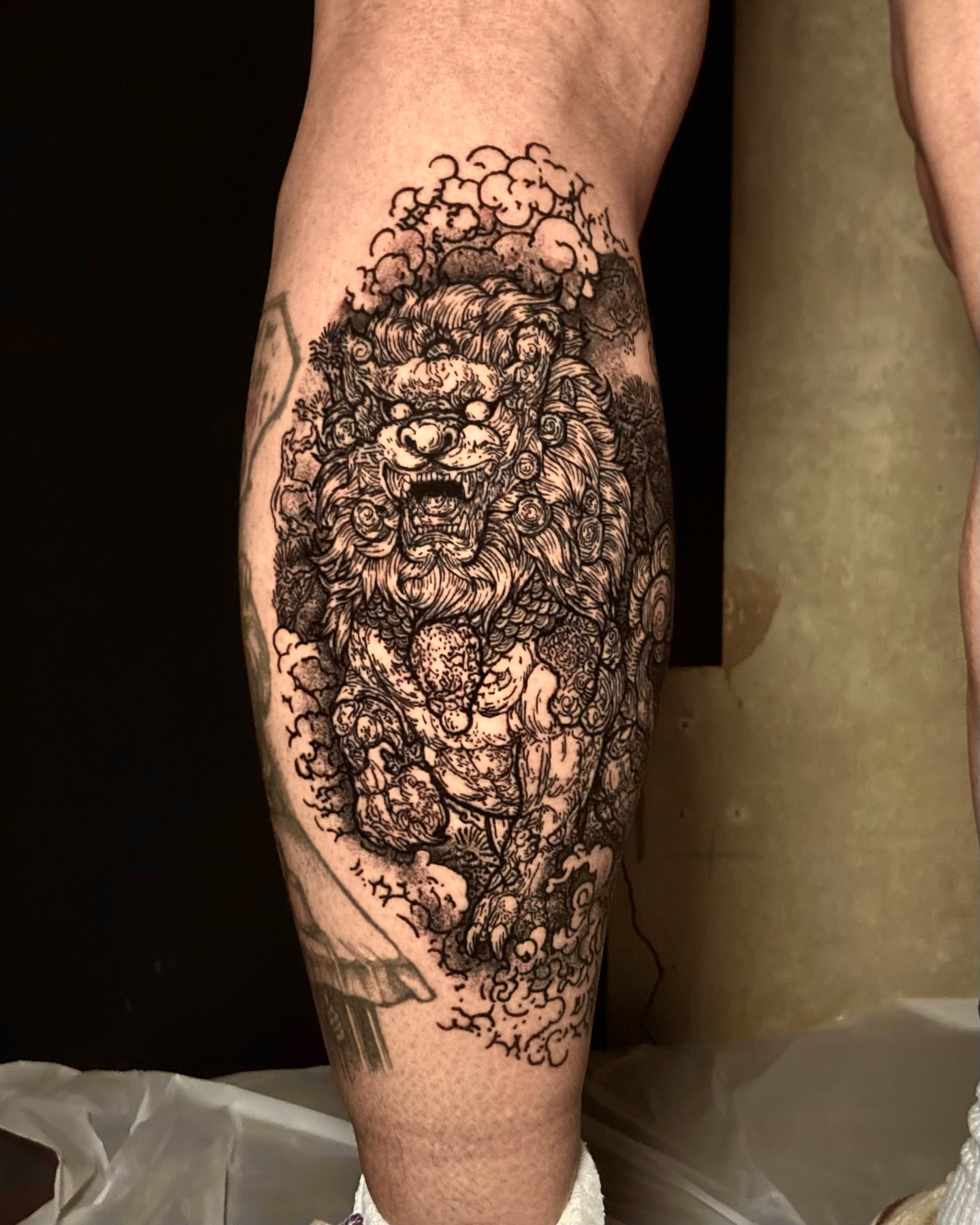 Tattoo by @moom_tattoo — black_and_grey