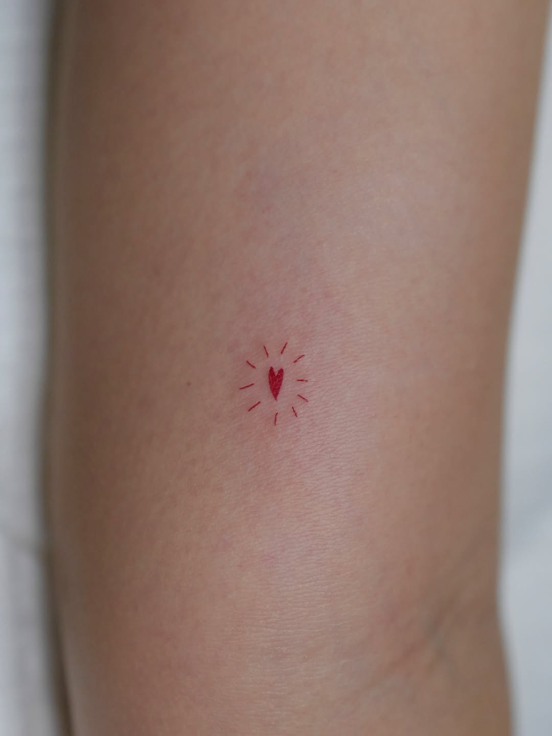 Tattoo by @ink_bijou β fine_line, minimalist