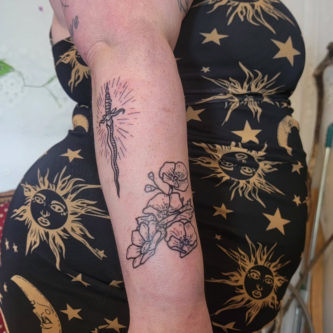 Tattoo by @satyrtattoos β black_and_grey