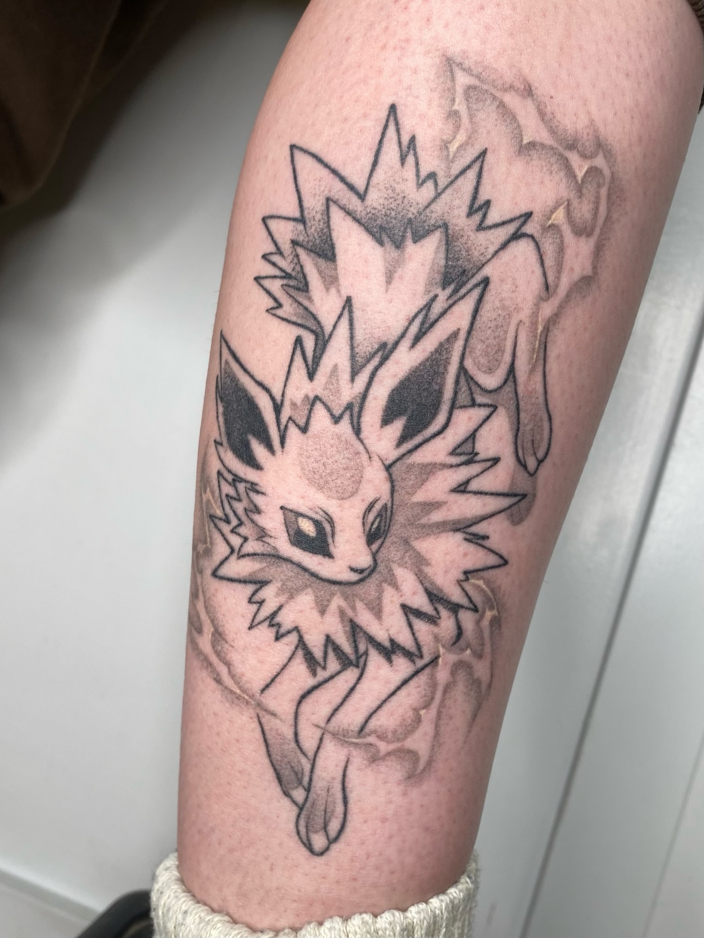 Tattoo by @sabbatma — dotwork