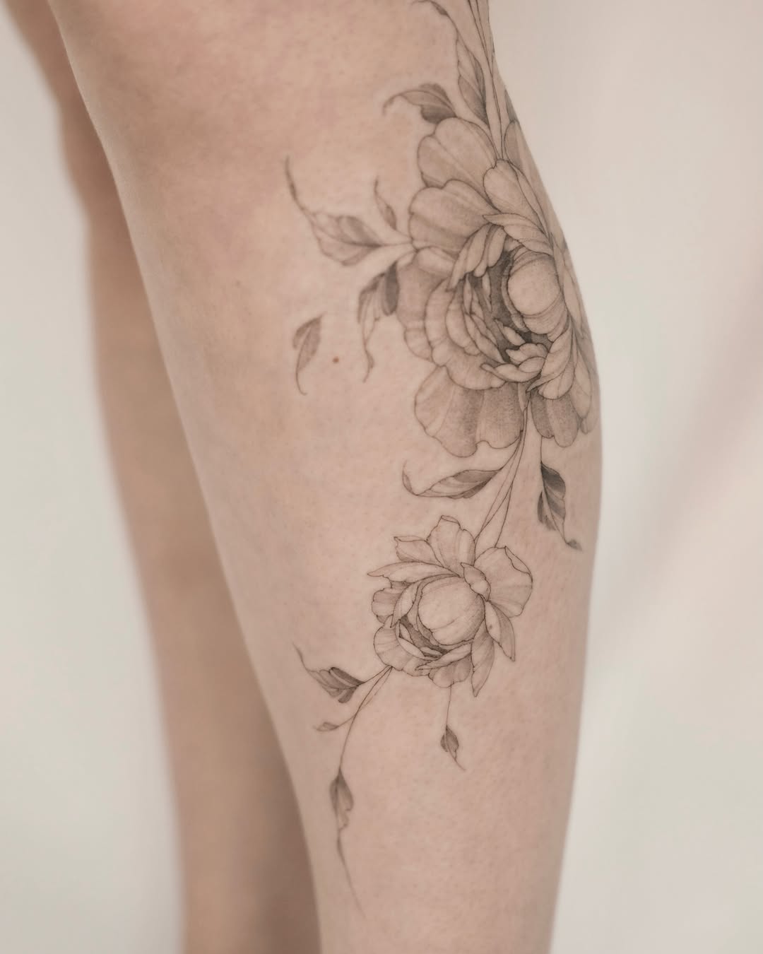 Tattoo by @meutattoo — black_and_grey