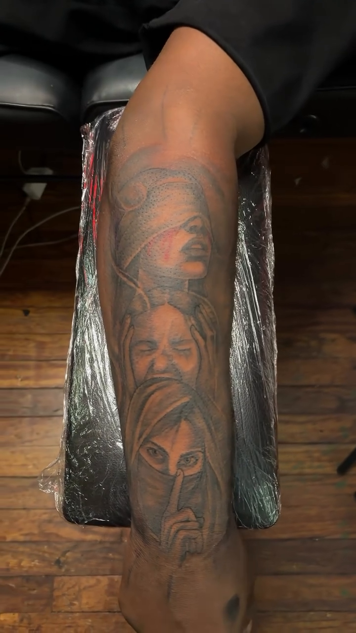 Multiple faces on an arm realism tattoo on the calf by DOE๐๐น