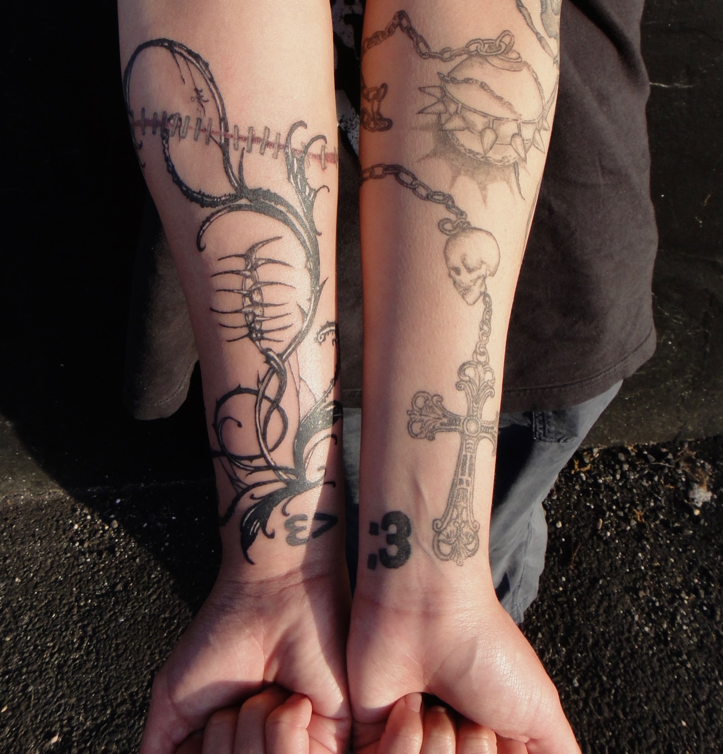 Tattoo by @dr34msc4pes — black_and_grey