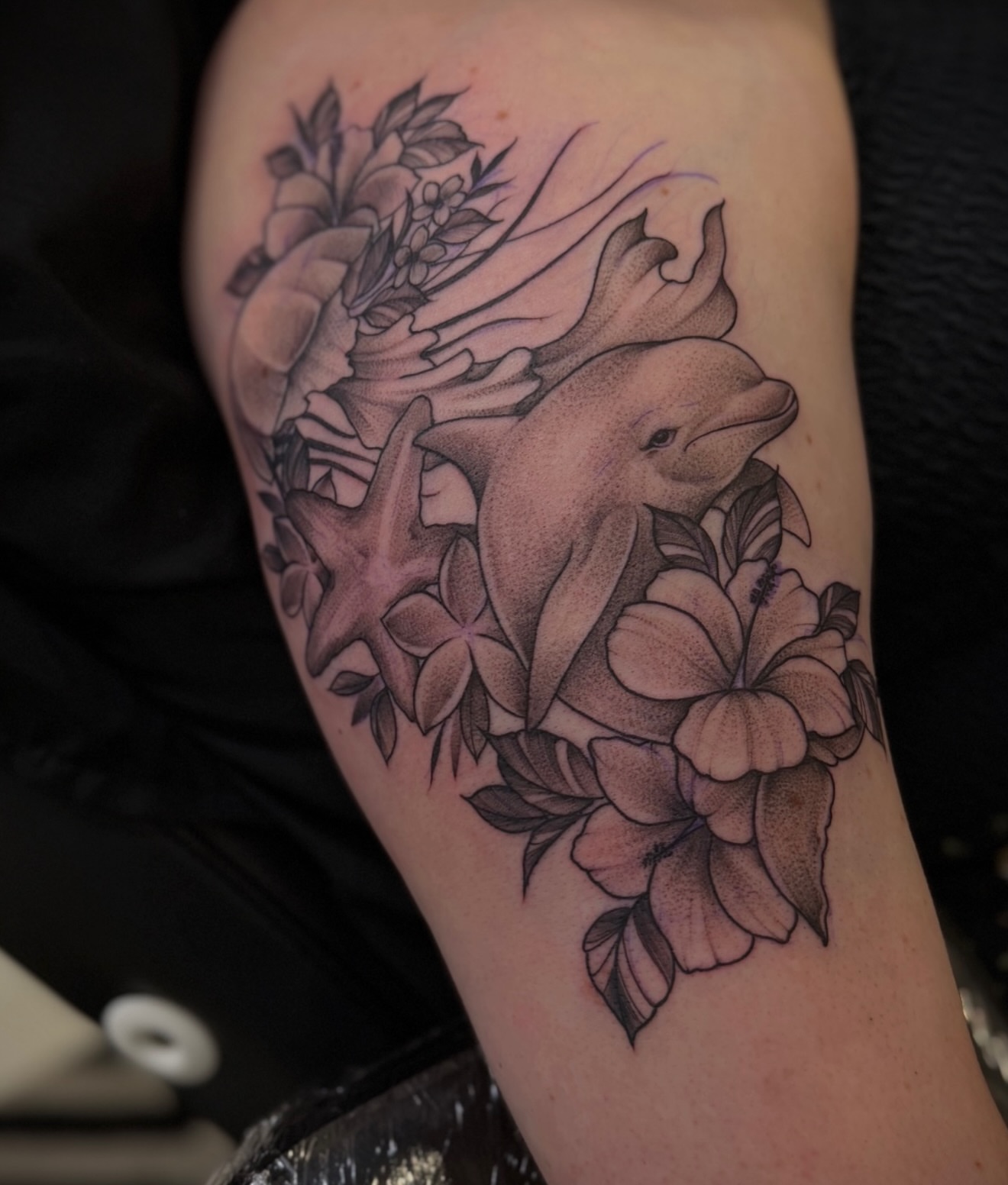 Tattoo by @rikkybobbytattoo — dotwork, realism