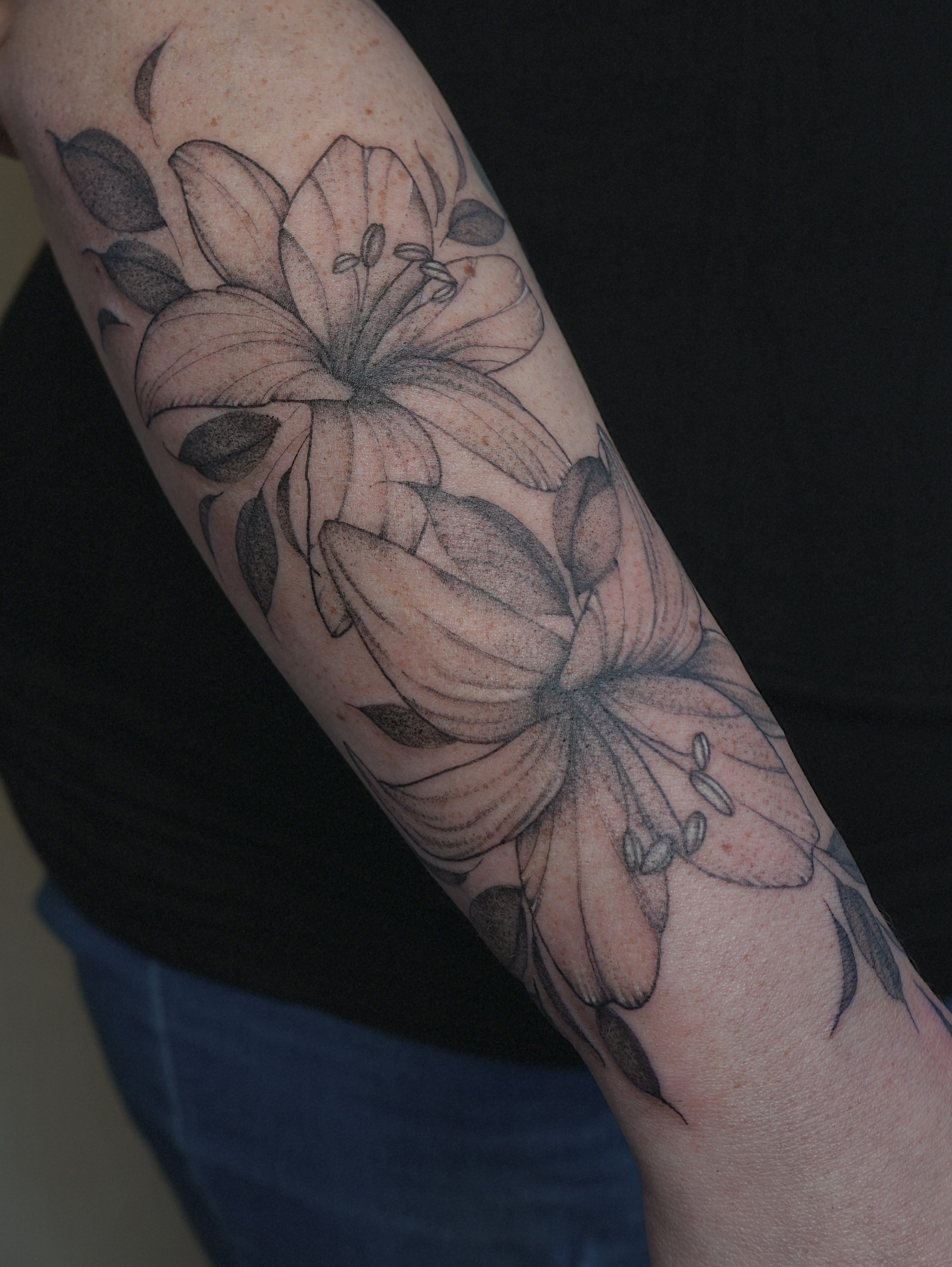 Tattoo by @burningrebelliontattoo β black_and_grey
