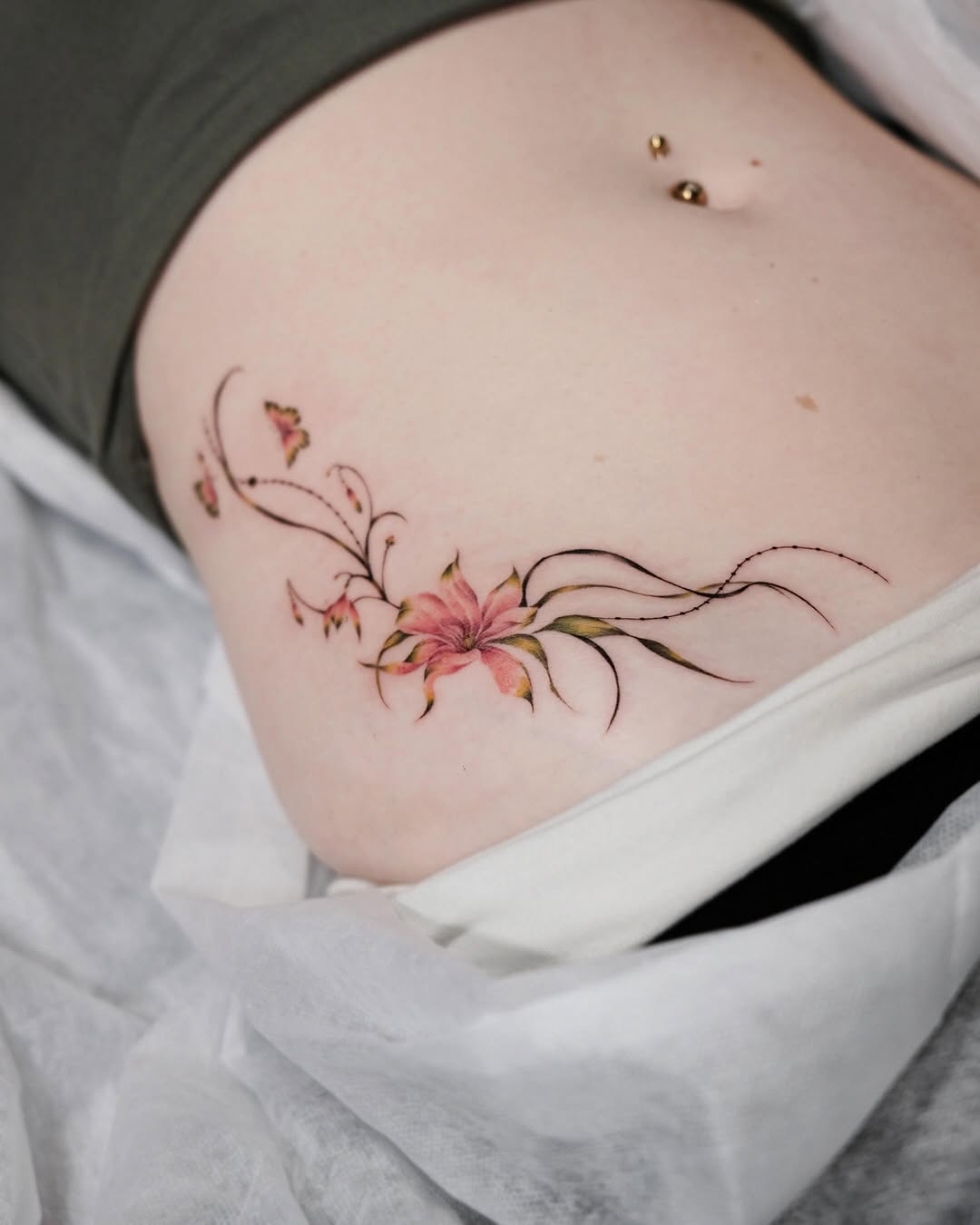 Tattoo by @aebak_tattoo — fine_line, watercolor