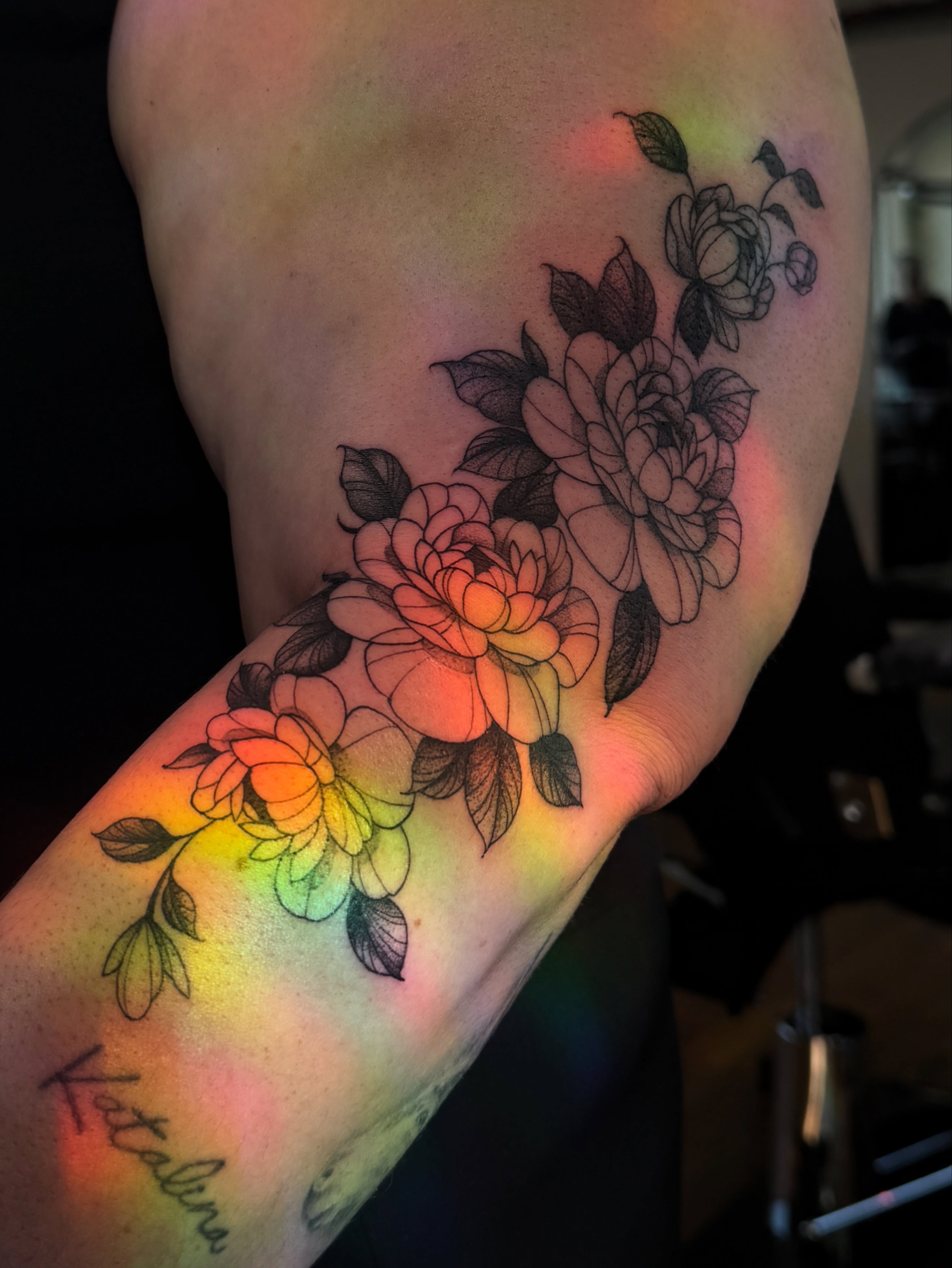 Tattoo by @wolfhazel β black_and_grey