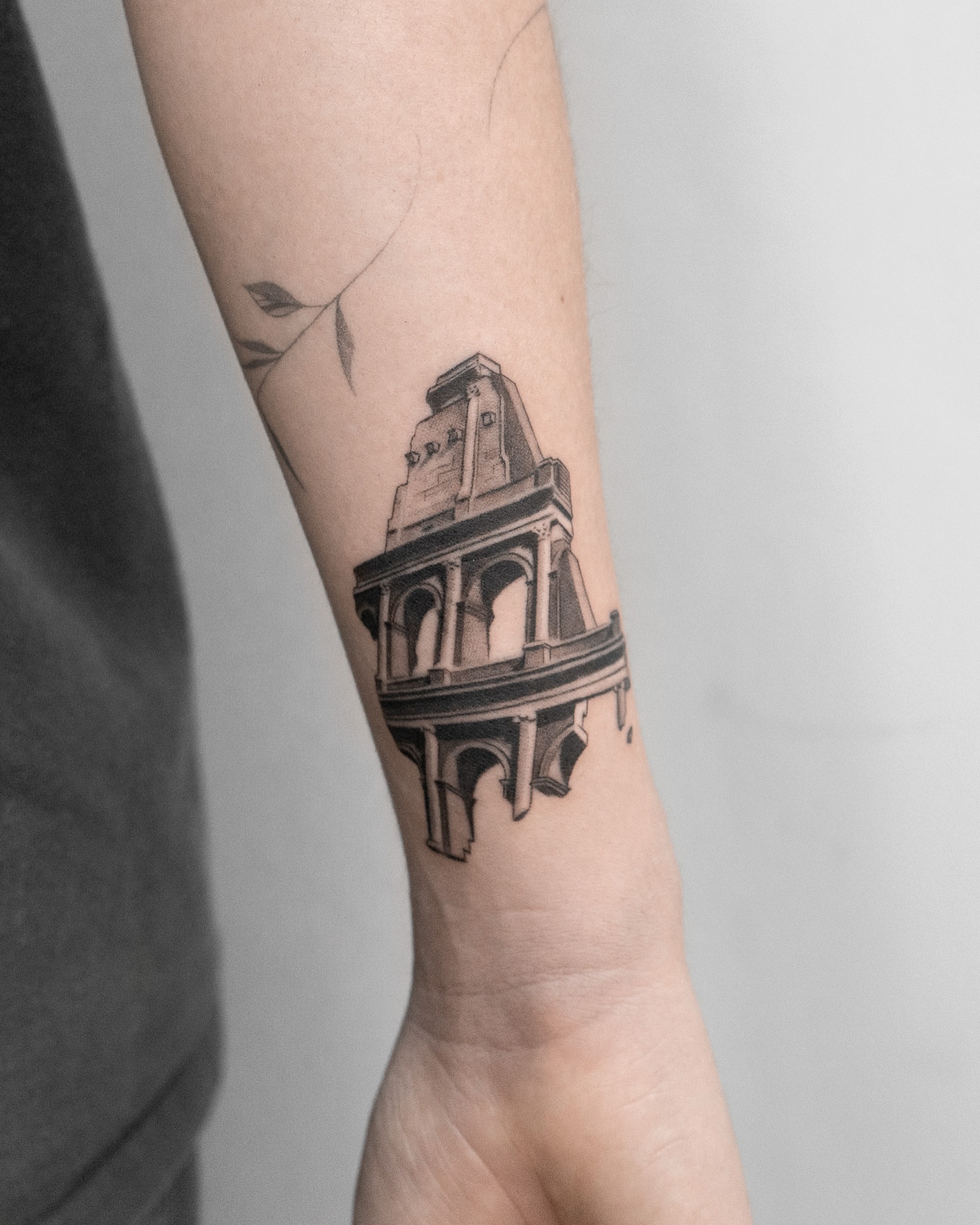 Tattoo by @lemontreeink — black_and_grey