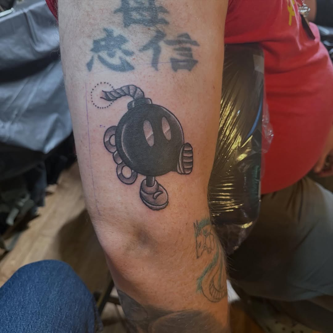 Tattoo by @matthattaway β new_school