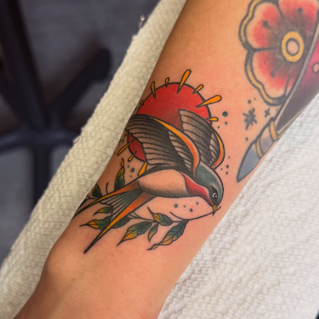 Tattoo by @guillermocrxzart — american_traditional