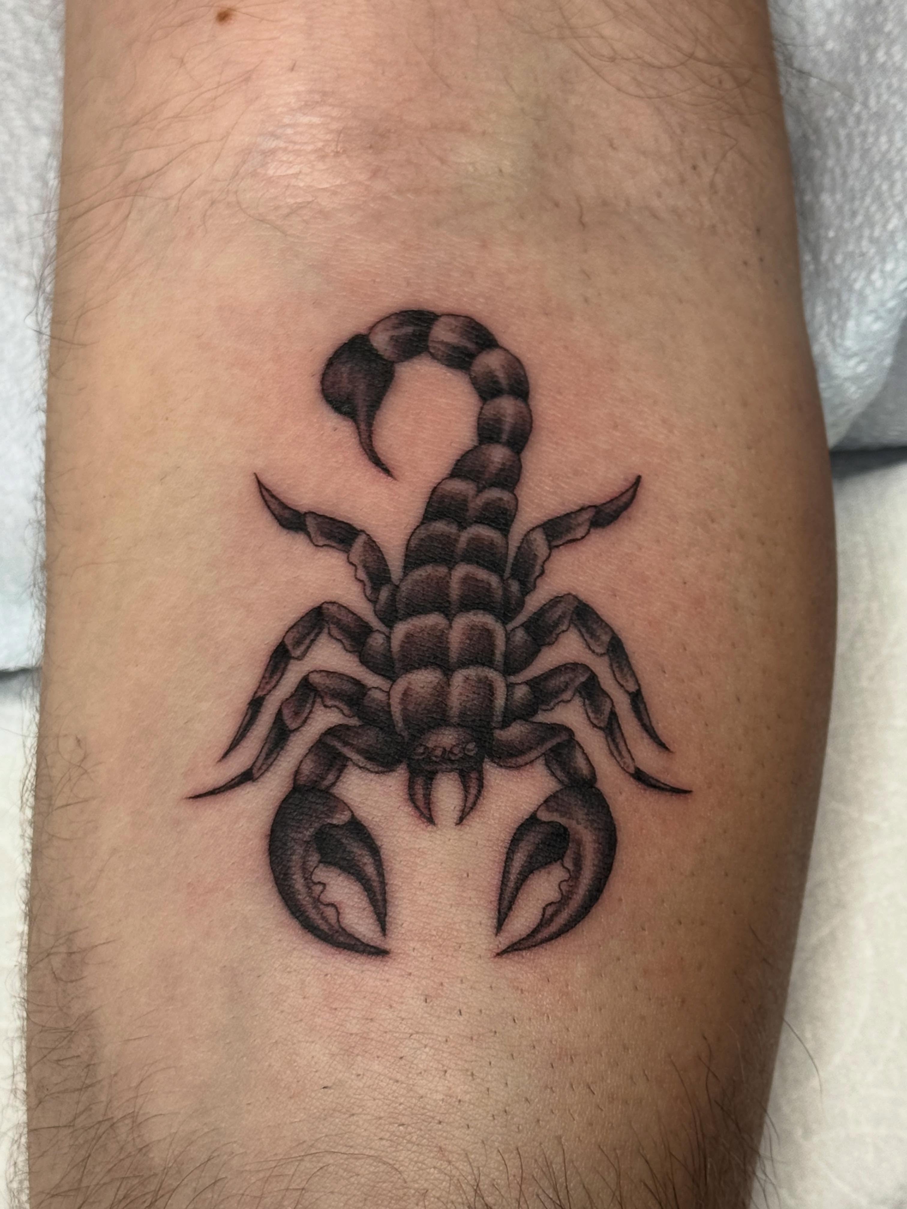 Tattoo by @medea.tattooer β black_and_grey