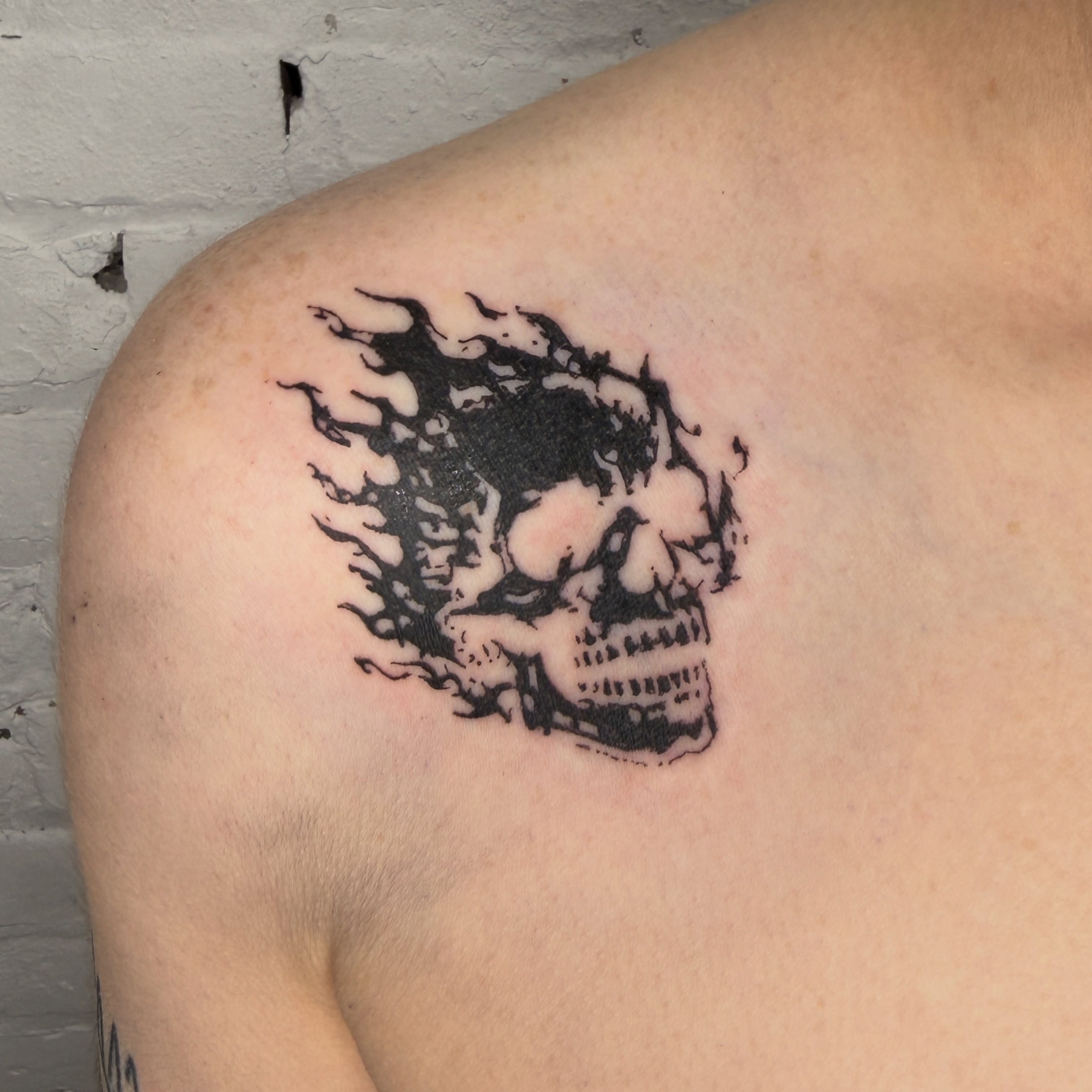Tattoo by @kathrills — black_and_grey