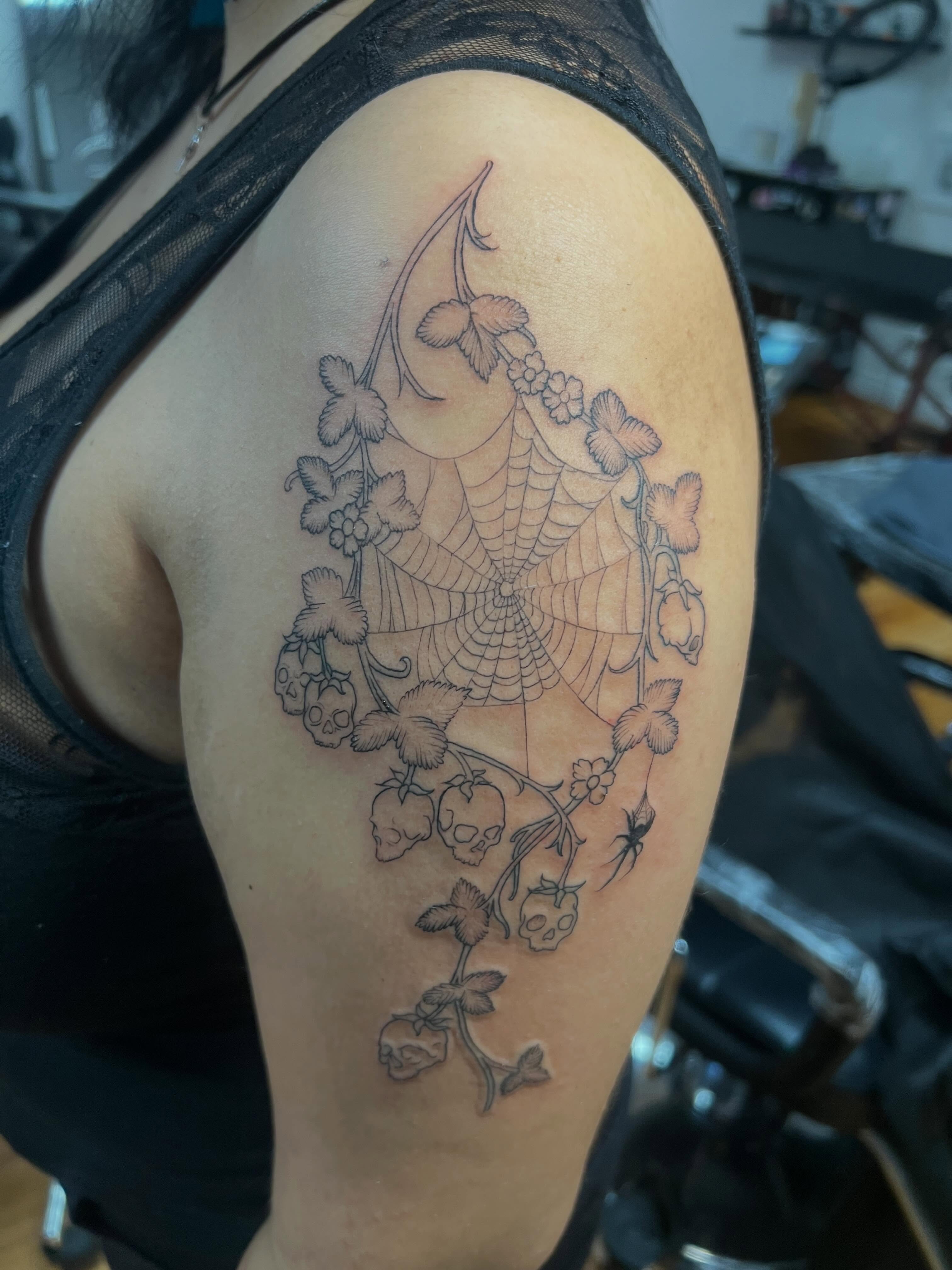 Tattoo by @jusan.tattoos — black_and_grey