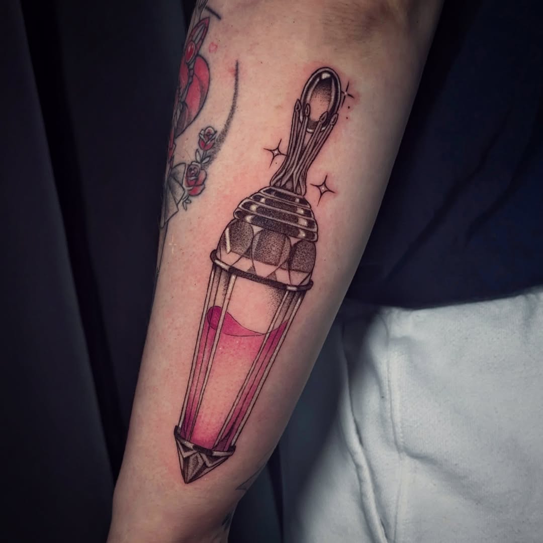 Pen dotwork tattoo on the forearm by Jasmine Dillon