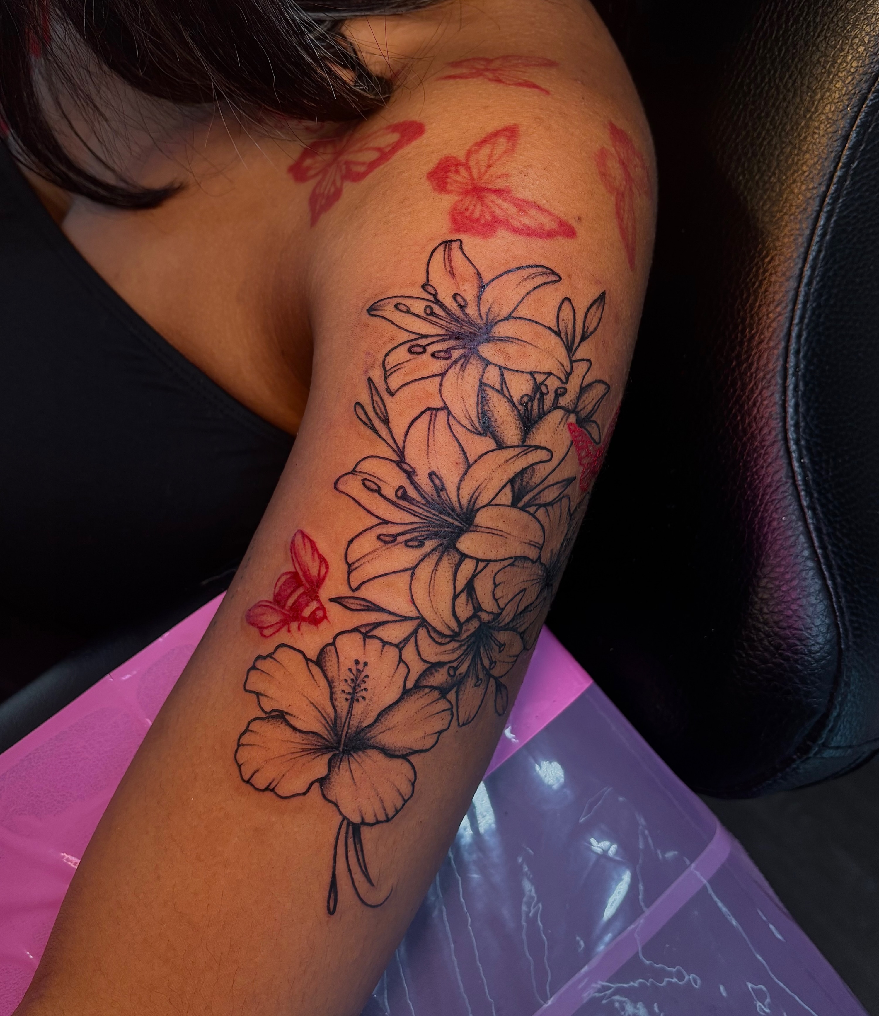 Flowers and butterflies black and grey tattoo on the upper arm by πππππππ ππππππ π¨πππππ