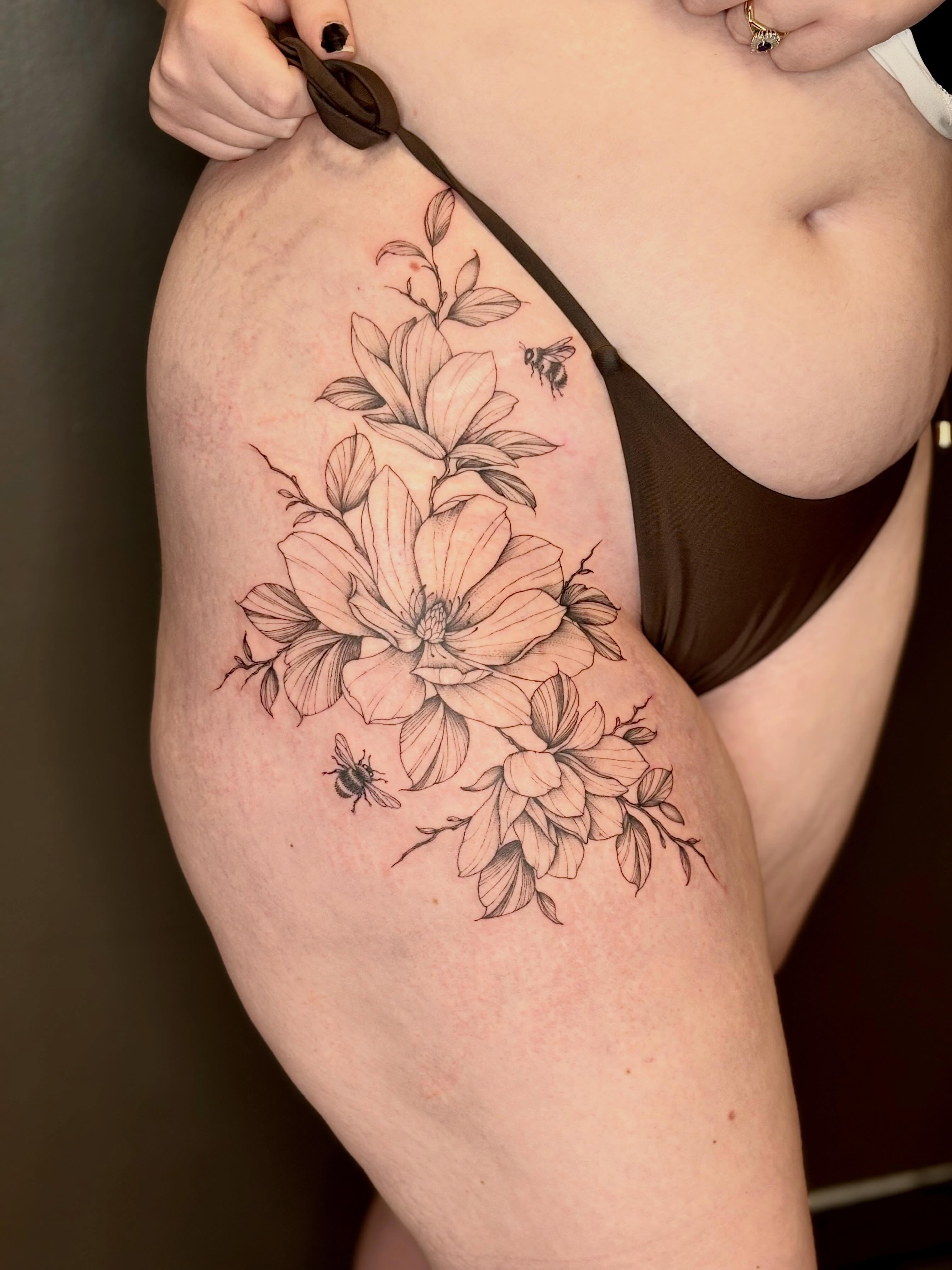 Flowers and bees realism tattoo on the thigh by 🖤Sidney🖤