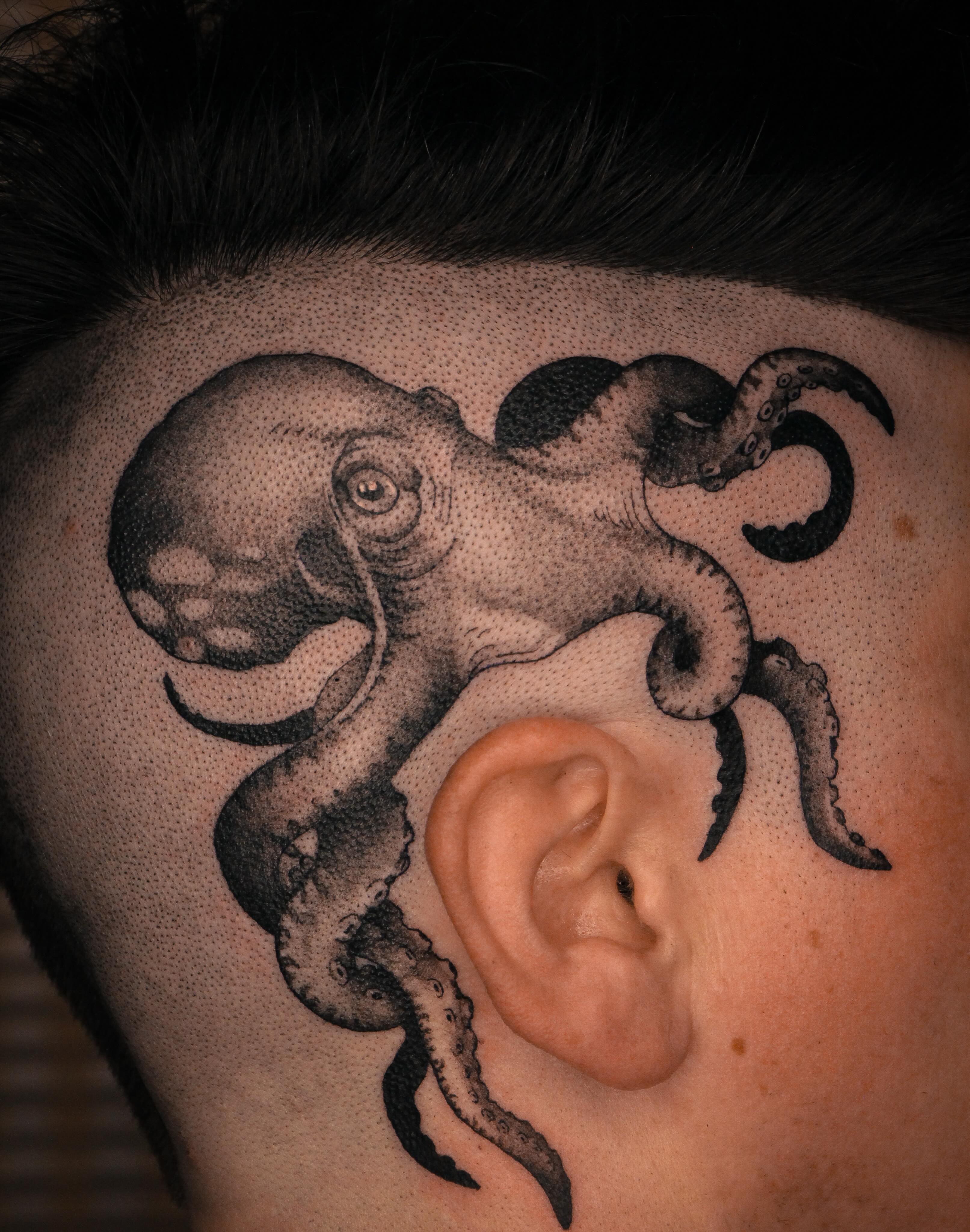 Tattoo by @lucid.invitation — dotwork