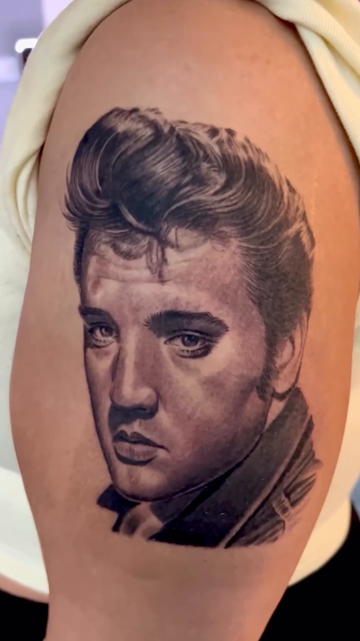 Tattoo by @carlos__macedo — realism, black_and_grey