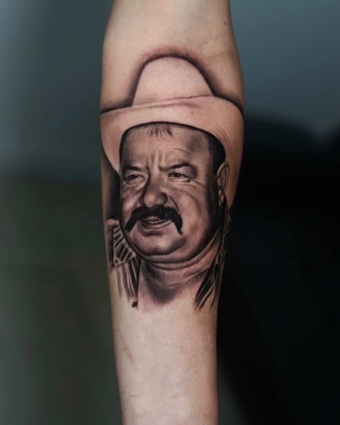 Realism tattoo on the forearm by Luis Peña