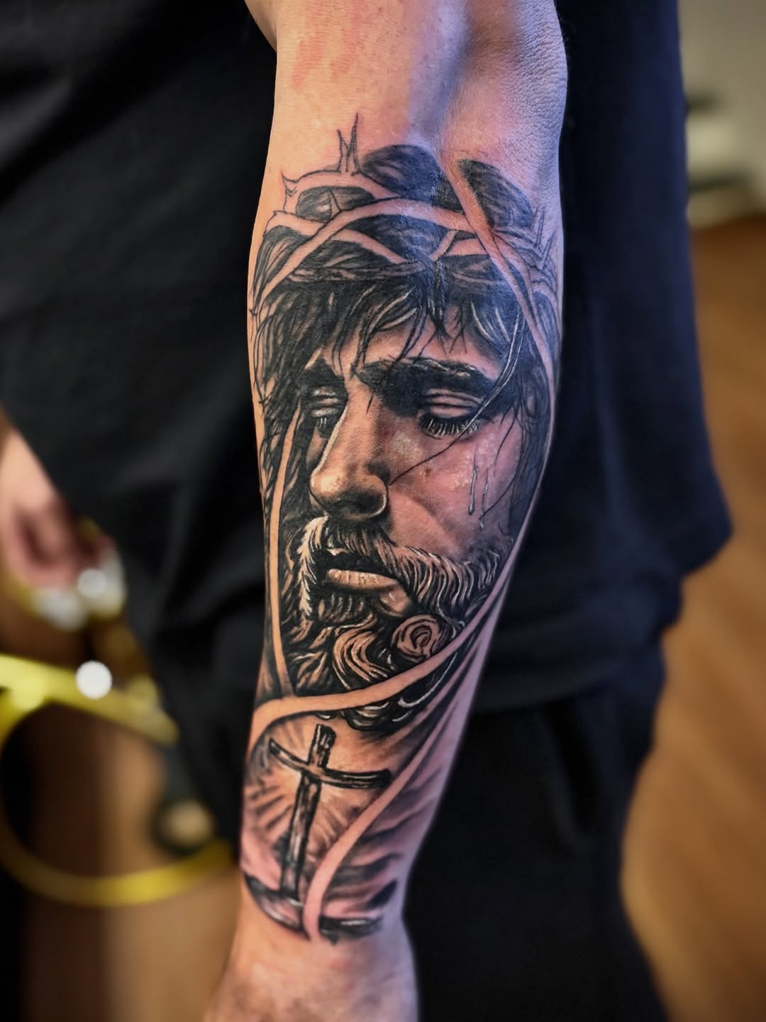 Realism tattoo on the forearm by Mauricio gois