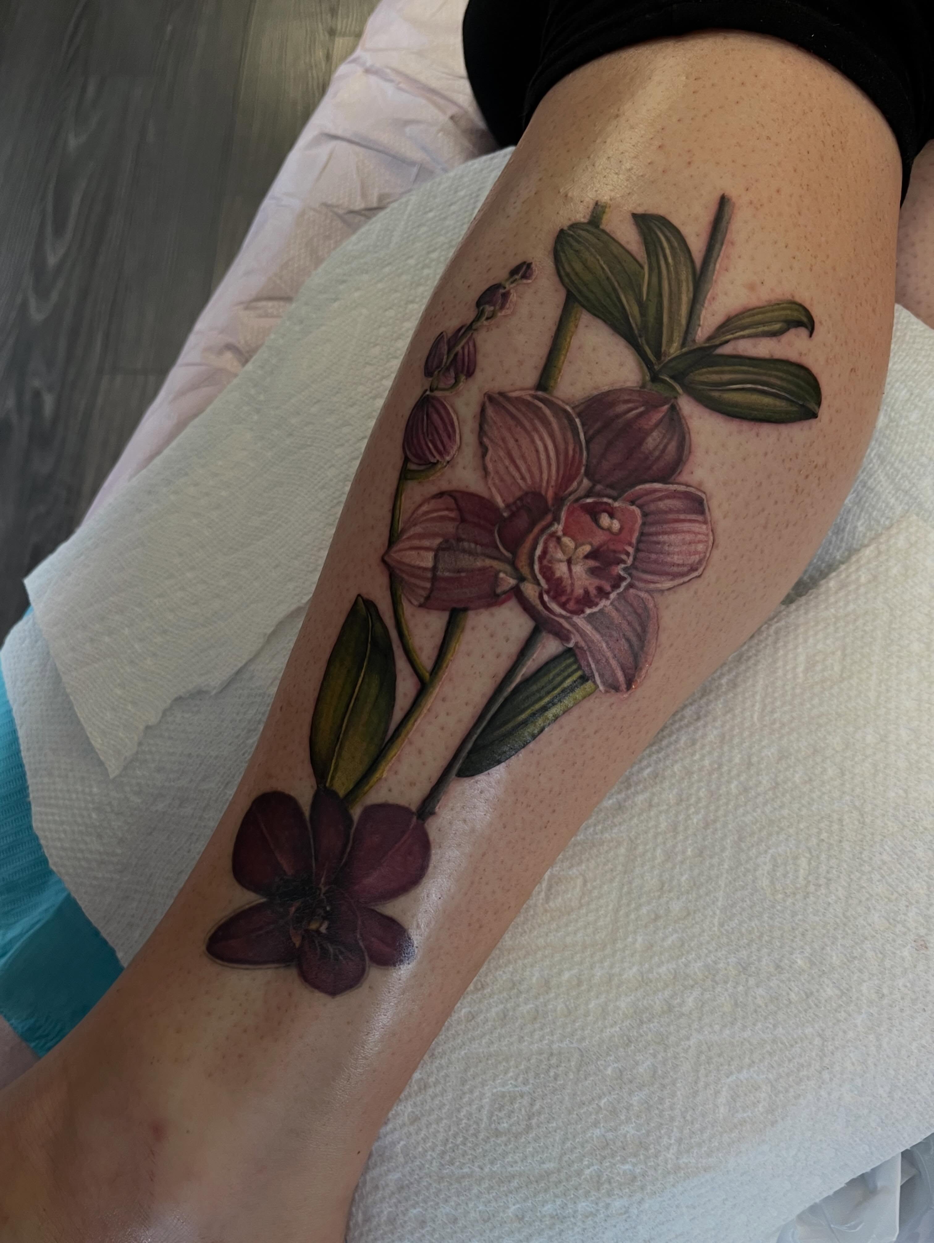 Tattoo by @taratimoon — realism