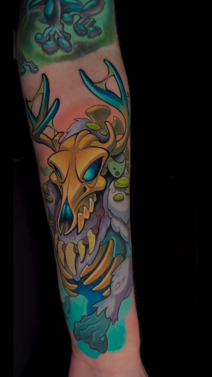 Tattoo by @silkywilsontattoos โ neo_traditional, dark_realism