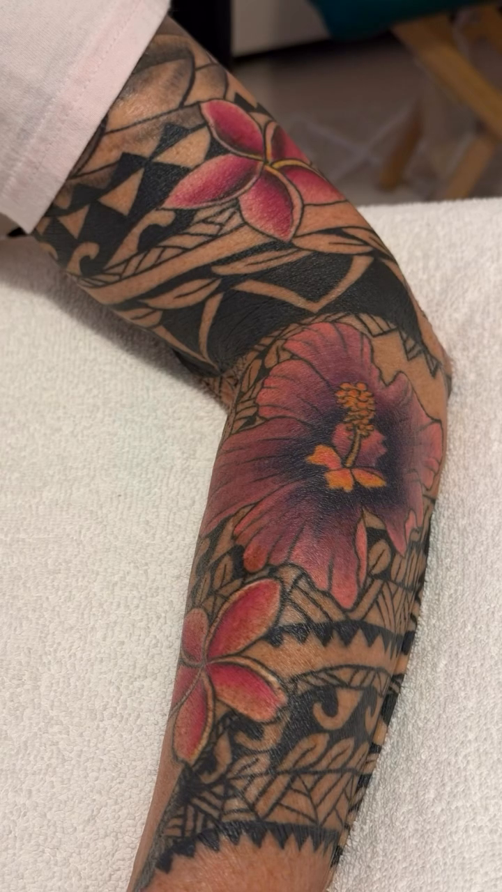 Tattoo by @madamelazongastattoo — japanese_irezumi, tribal