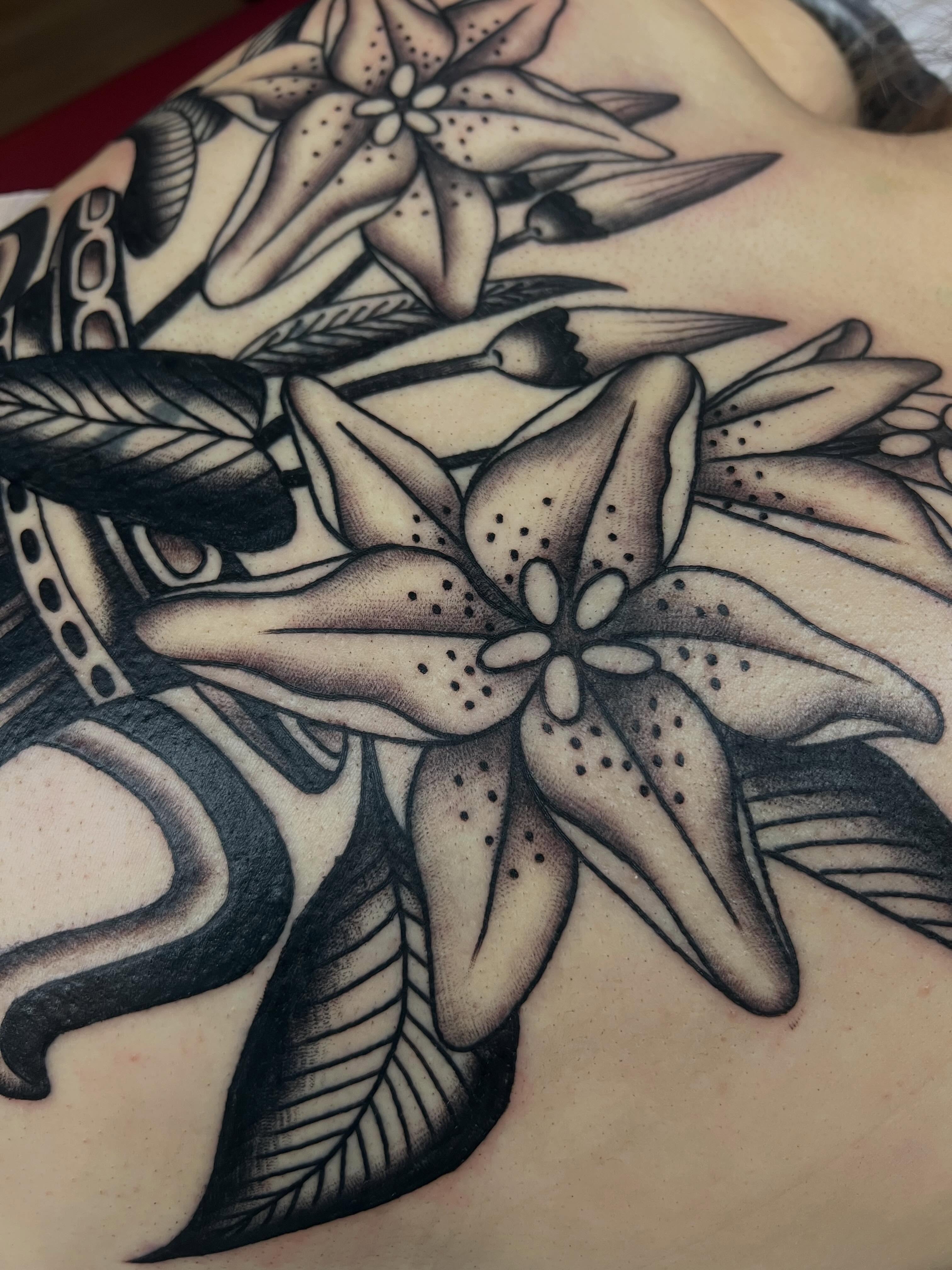 Tattoo by @klaaane — black_and_grey