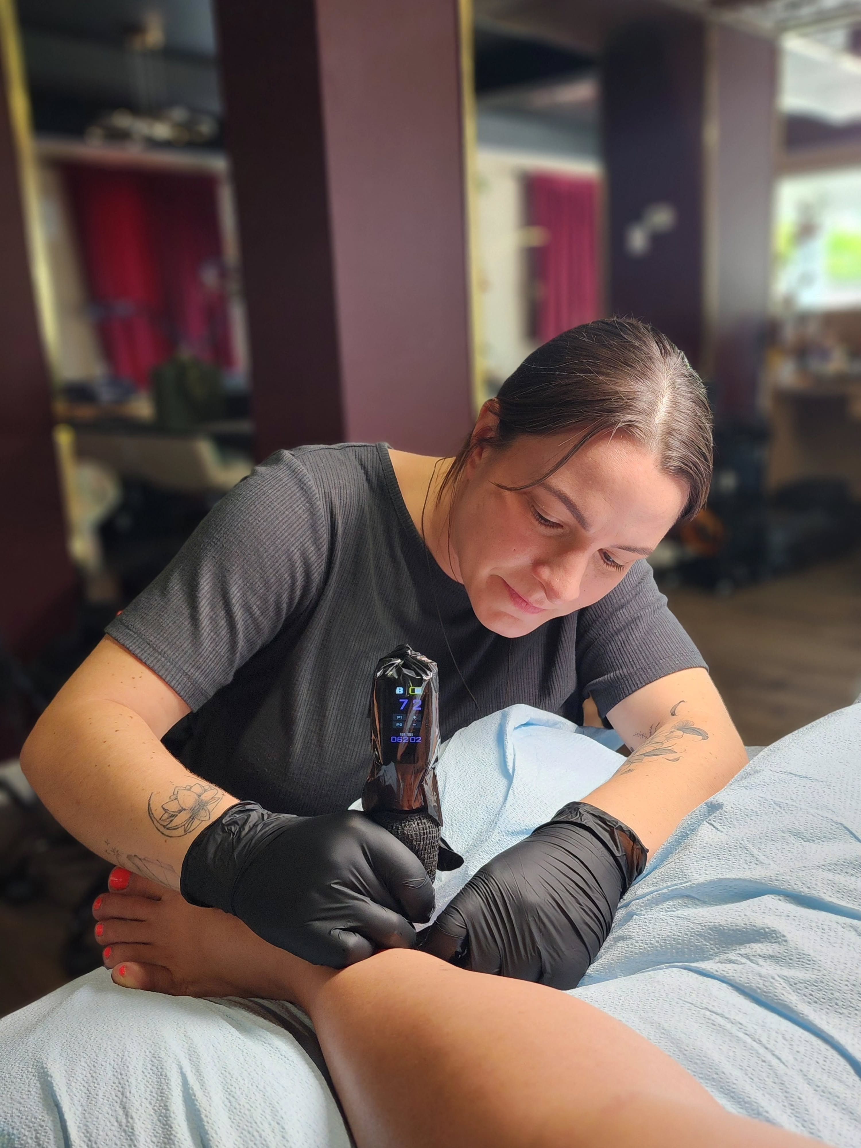 Leg black and grey tattoo on the leg by Alex ▪︎ Tattoo Apprentice