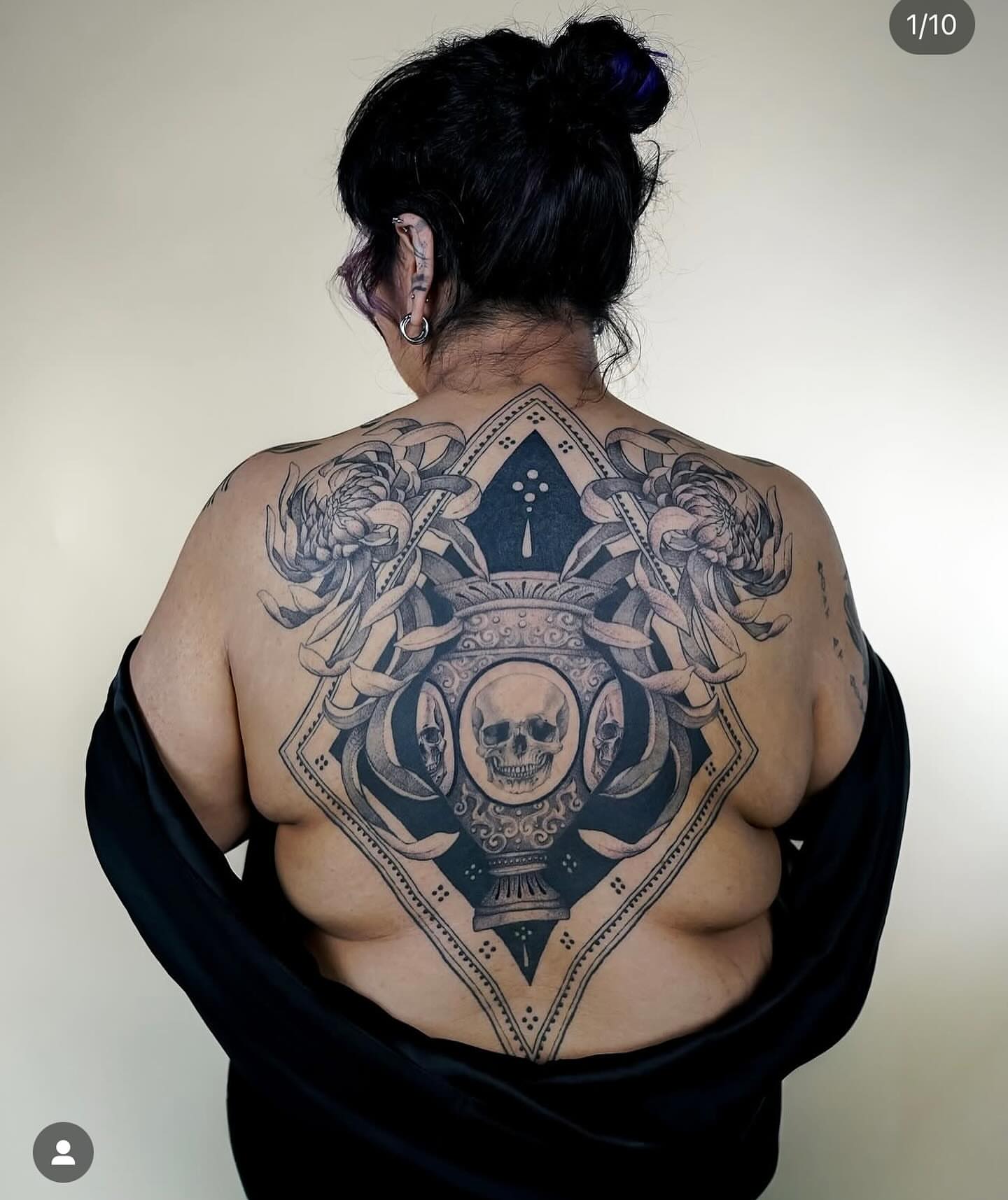 Tattoo by @sezarutattoos — black_and_grey