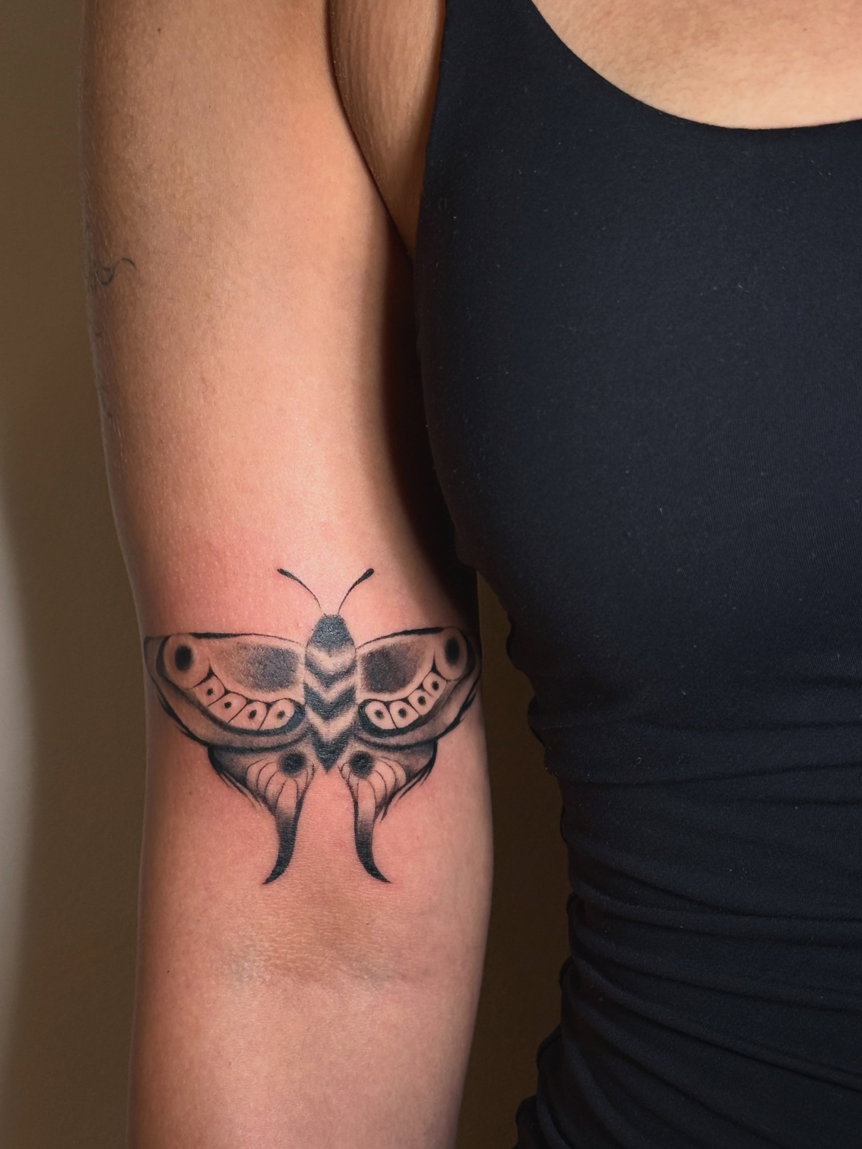 Tattoo by @inkbysana — black_and_grey