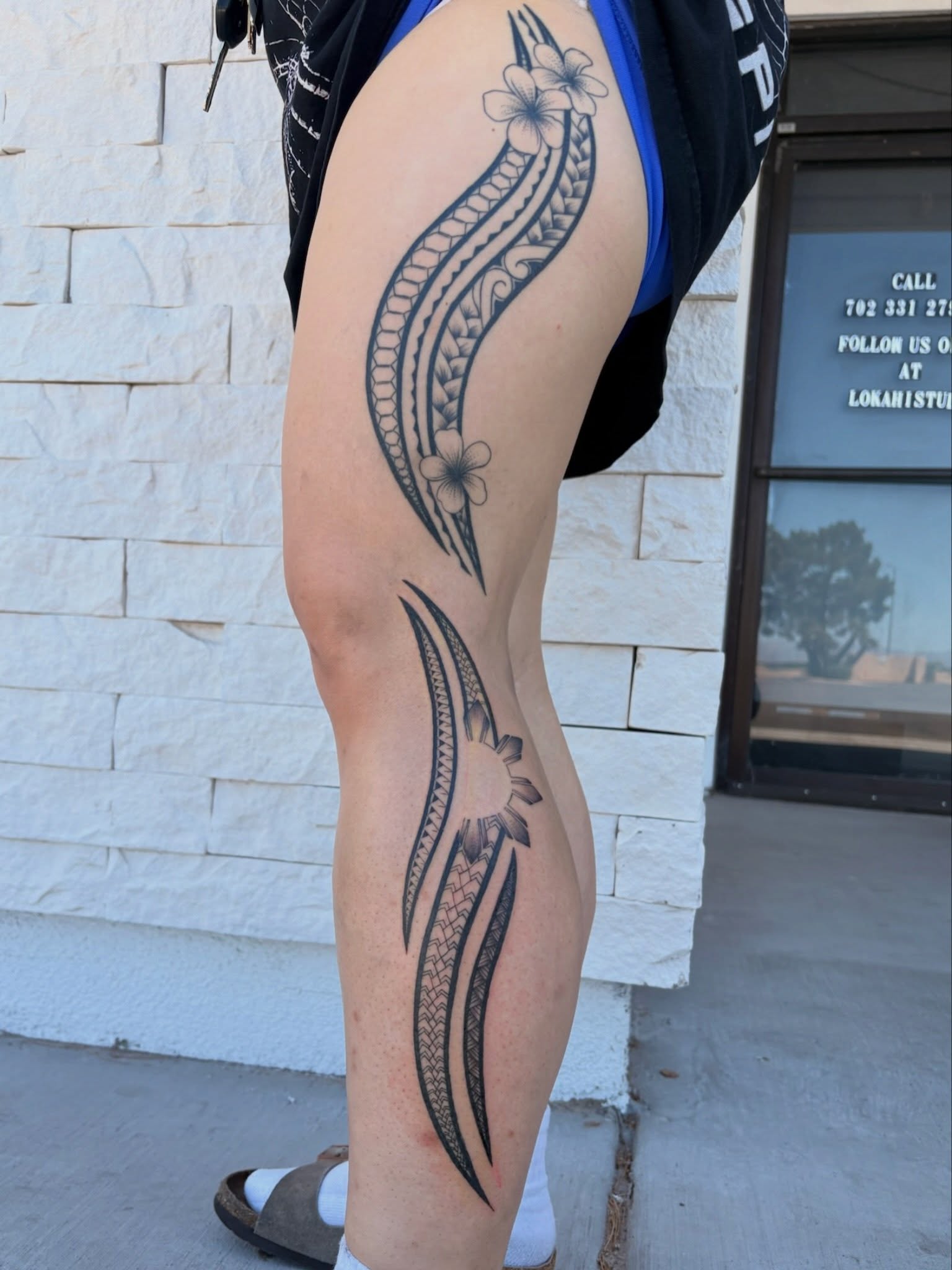 Floral and wave pattern tribal tattoo on the thigh by tati 🇬🇺🇵🇭