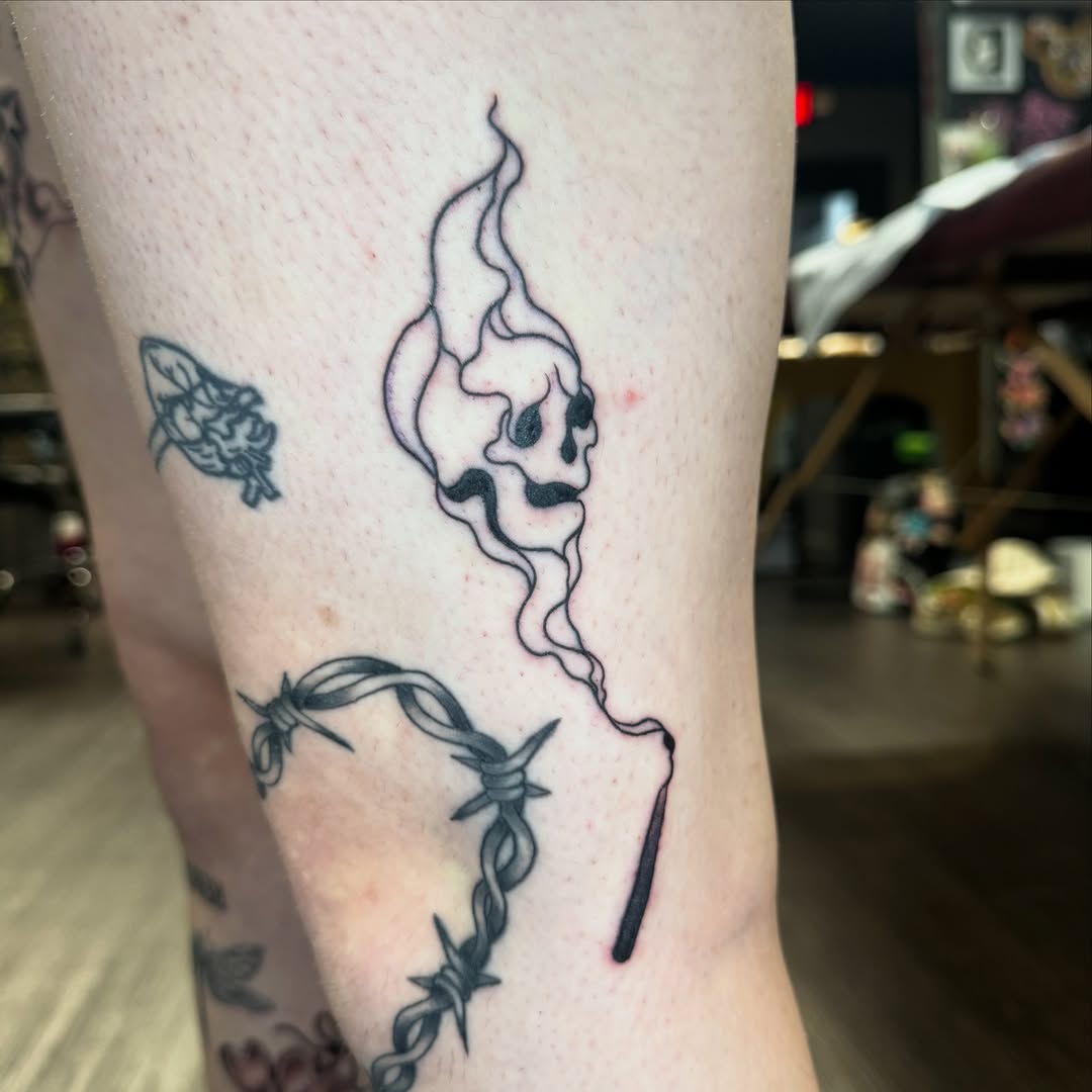 Tattoo by @shoppertattoo — black_and_grey
