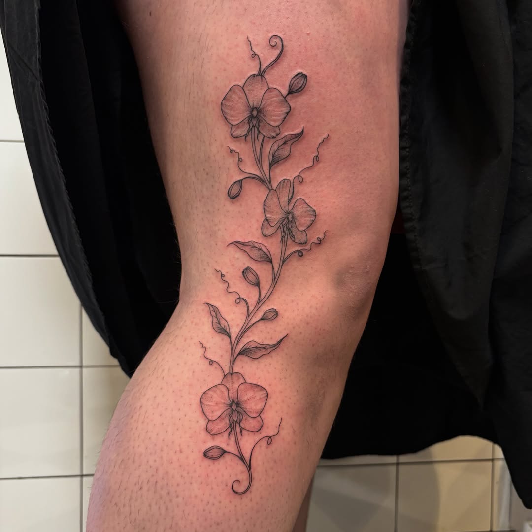 Tattoo by @daynatattoos — black_and_grey