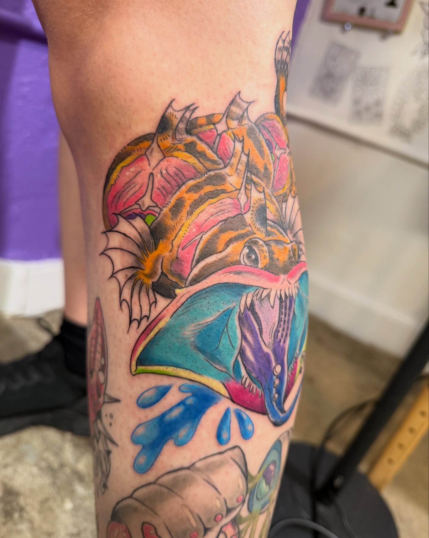 Tiger American traditional tattoo on the forearm by Roswell Orellana 👽🛸