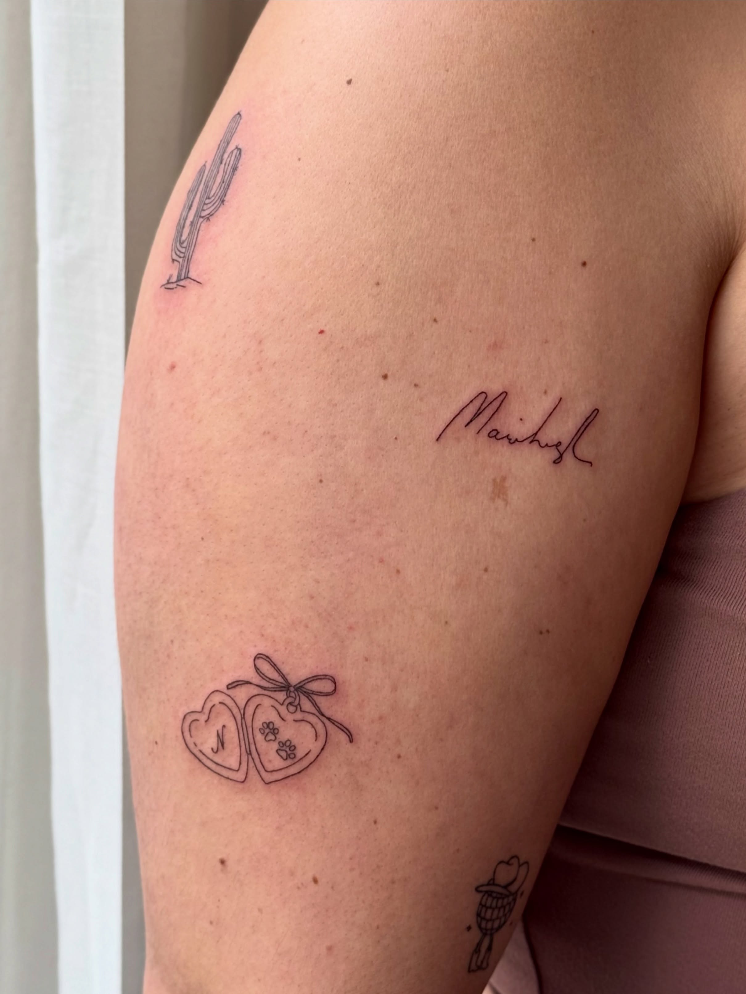 Tattoo by @daintydetailsbyalyssa — fine_line