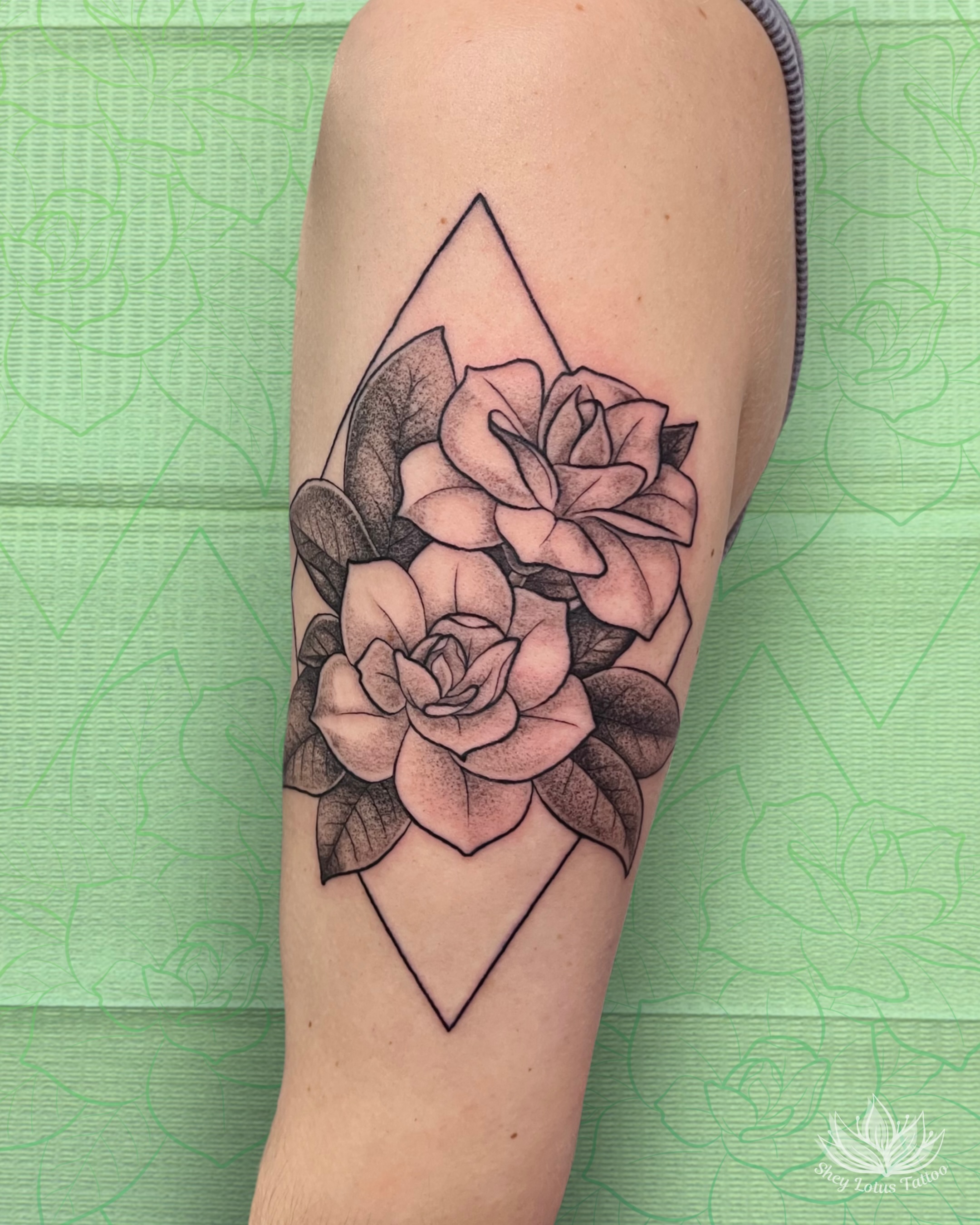 Tattoo by @sheylotustattoo — black_and_grey, geometric