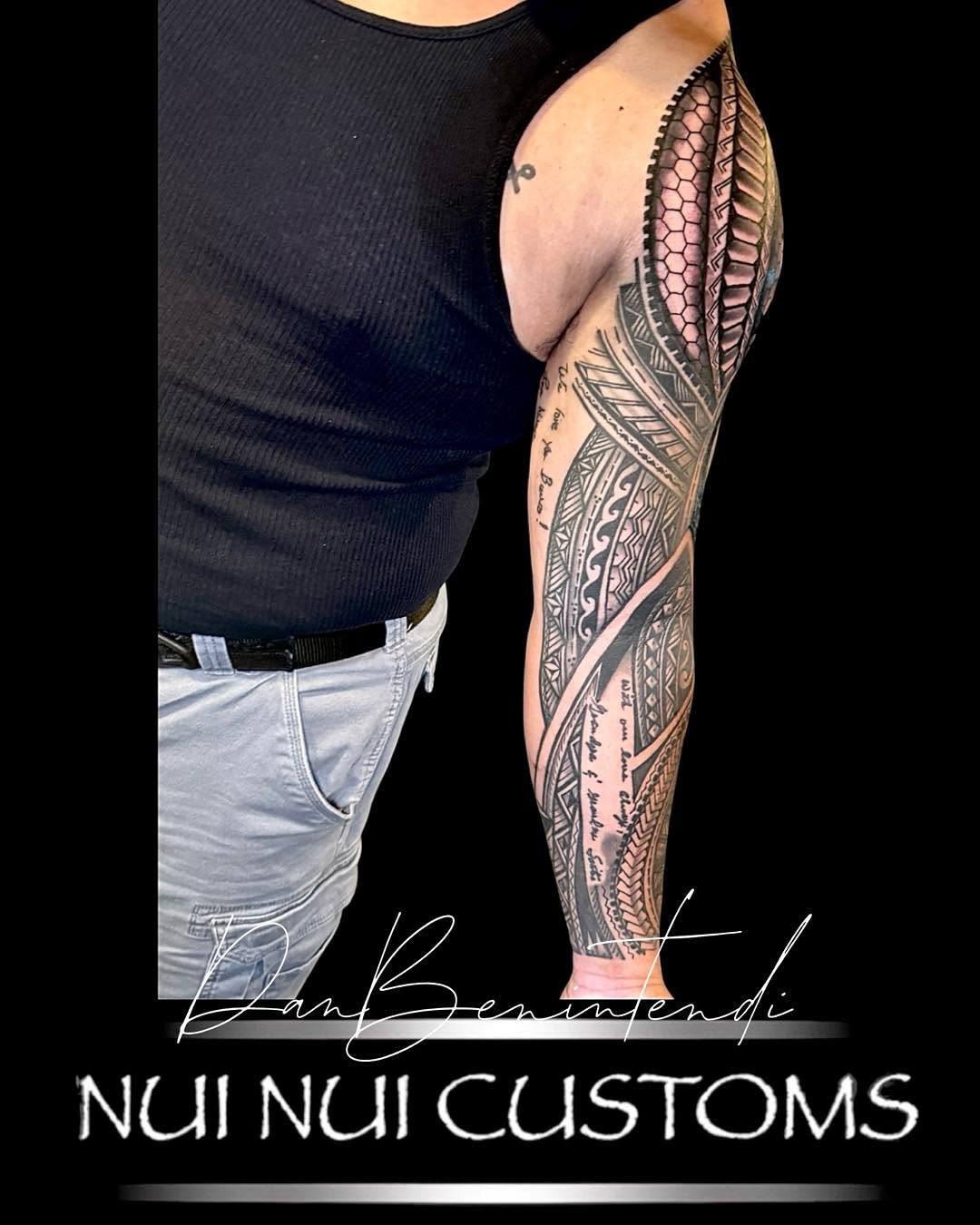 Tribal sleeve tribal tattoo on the forearm by Dan Benintendi l Polynesian Tattoo, Fort Worth, Texas