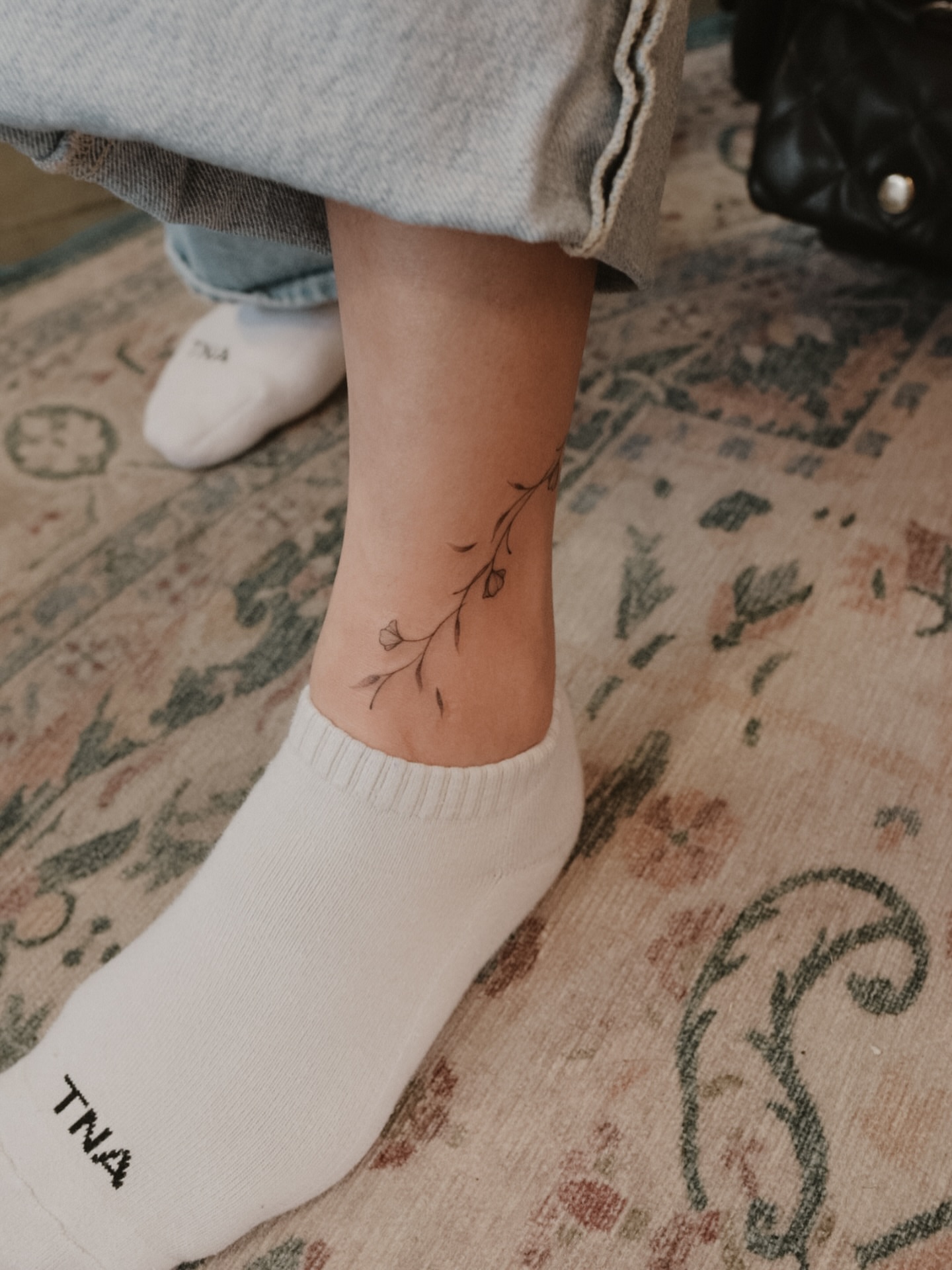 Tattoo by @tavi_tattoo — fine_line