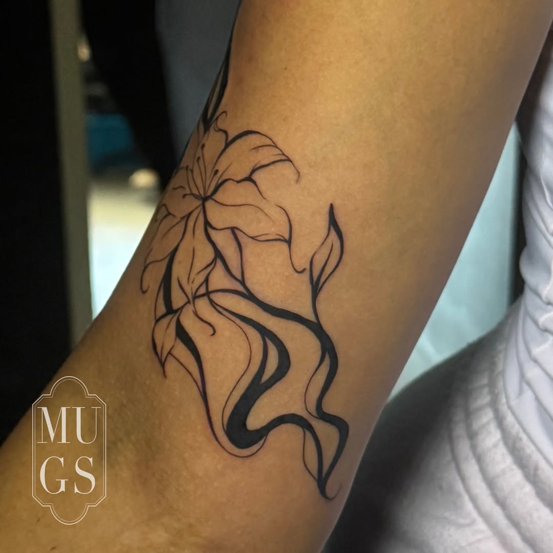 Tattoo by @tattoosbymugs — fine_line, blackwork